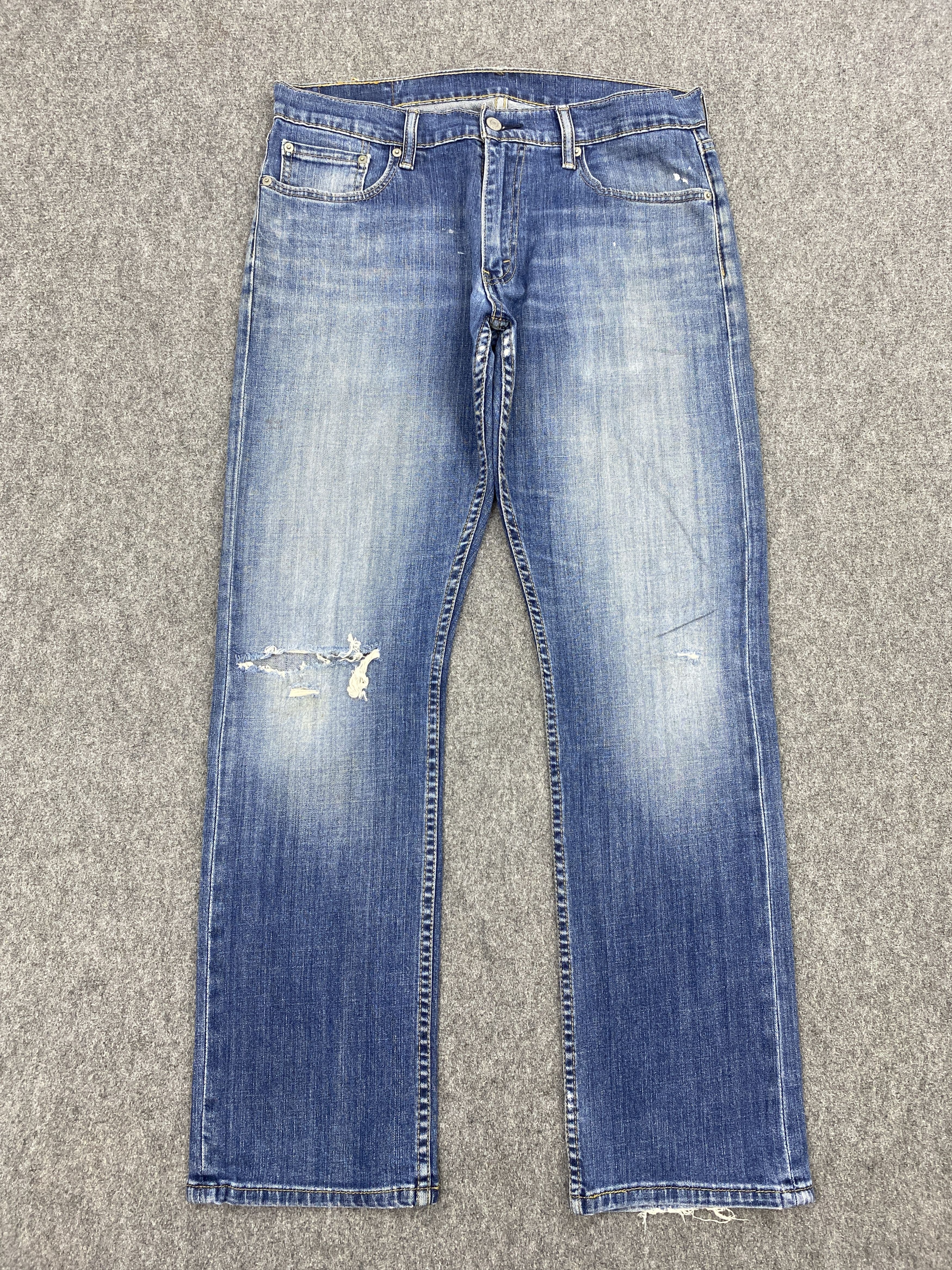 Levi's × Vintage Vintage Levi's 514 Distressed Blue Denim Jeans Size US 34 / EU 50 - 1 Thumbnail