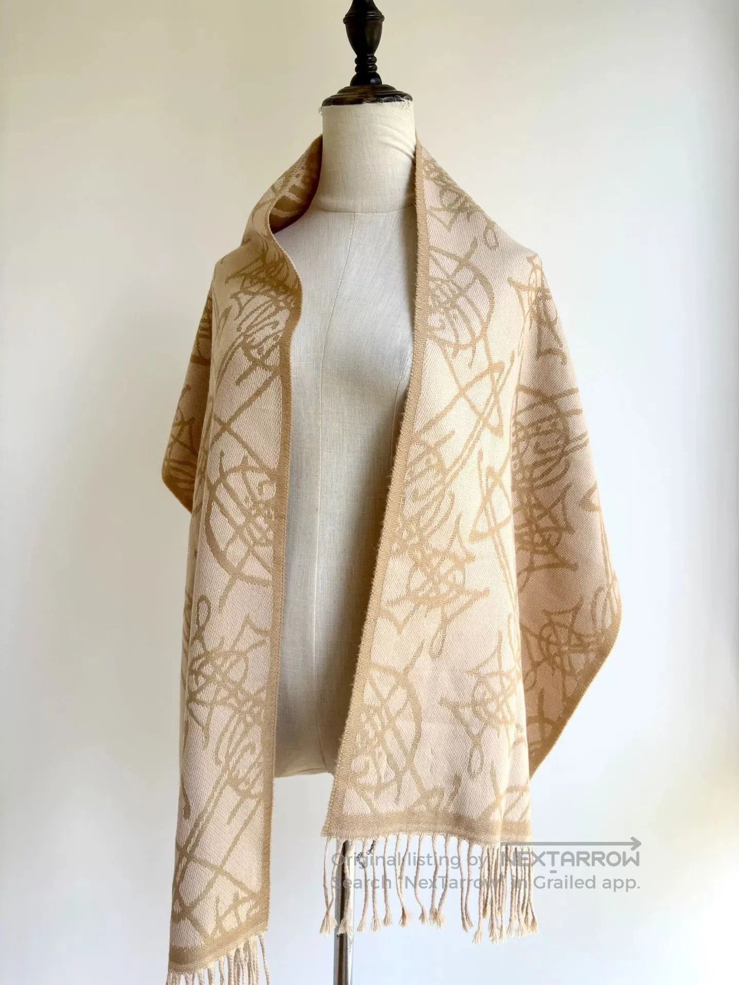 Vivienne Westwood Vivienne Westwood Vintage Beige Saturn Scarf. Size ONE SIZE - 3 Thumbnail