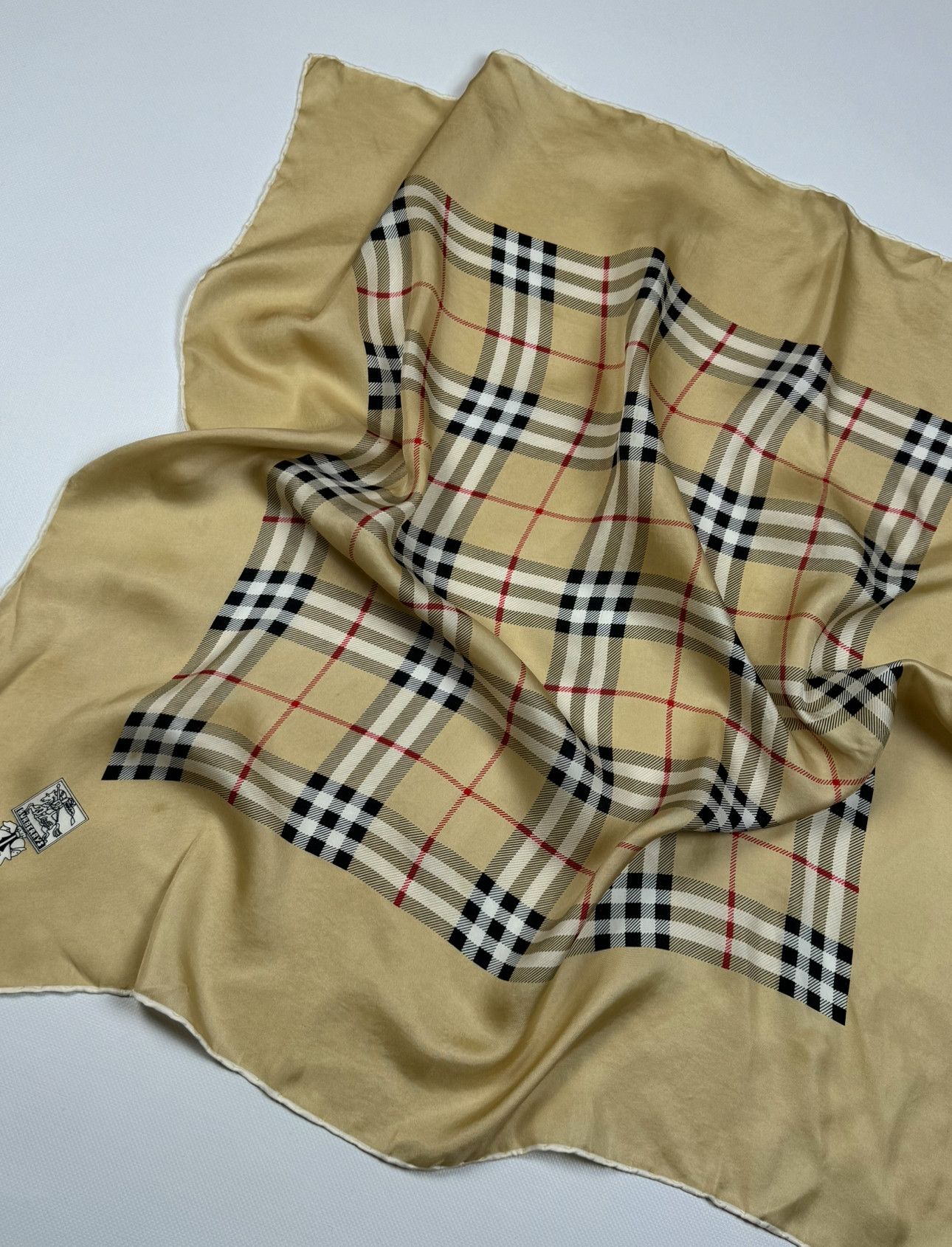 Burberry BURBERRY VINTAGE NOVA CHECK SILK SCARF Size ONE SIZE - 2 Thumbnail