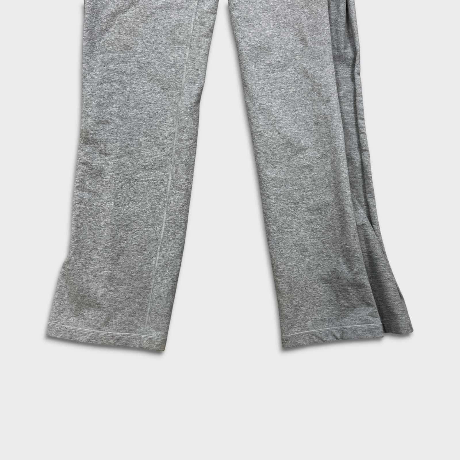 Lululemon Lululemon Sweatpants Relaxed Wide Leg Yoga Comfort Joggers Size 36" / US 14 / IT 50 - 4 Thumbnail
