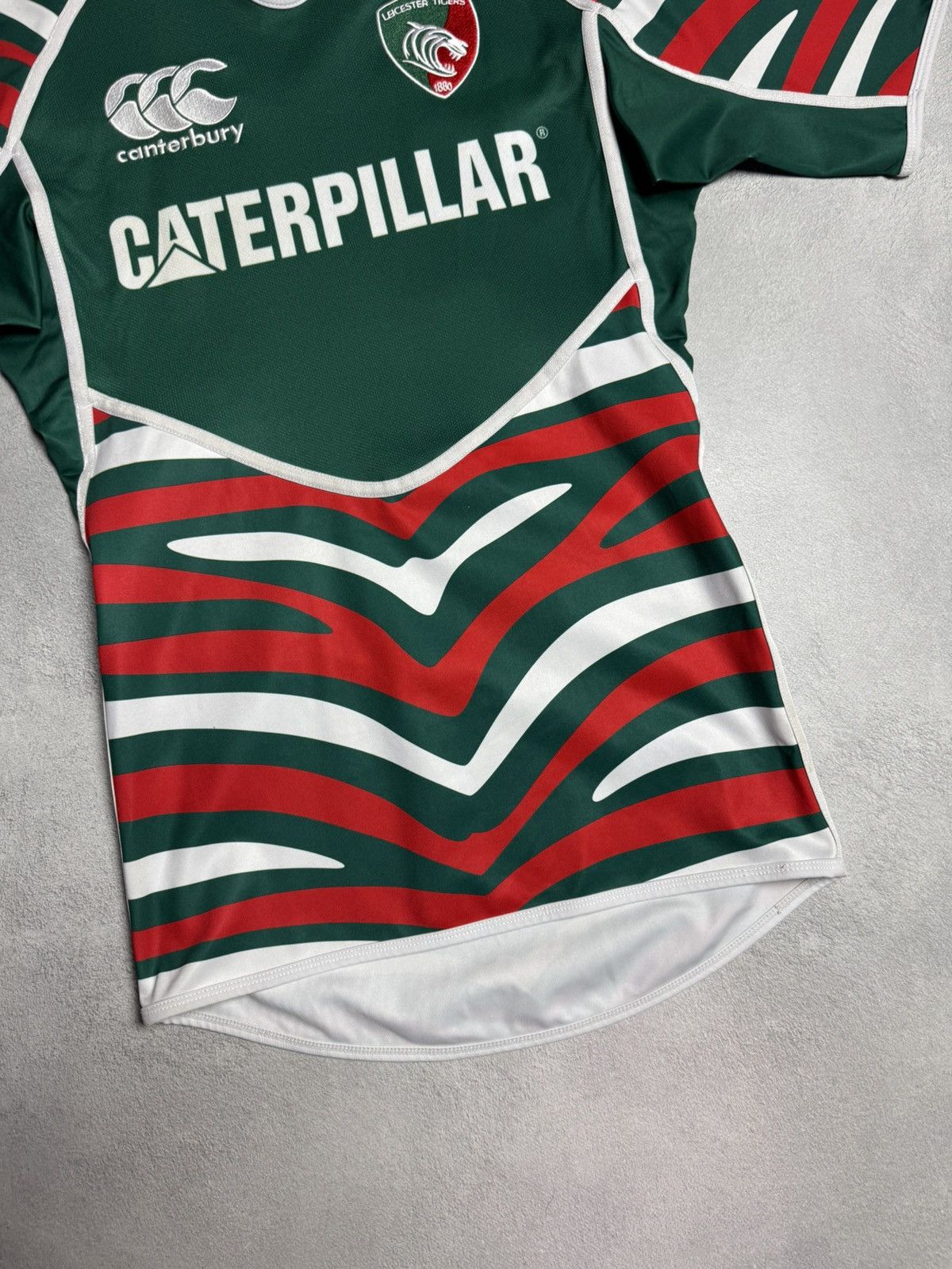 Canterbury of New Zealand Leicester Tigers 2012 2013 Rugby Shirt Jersey Canterbury Size US L / EU 52-54 / 3 - 4 Thumbnail