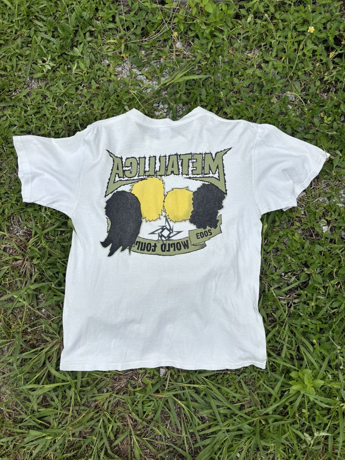 Metallica Vintage Metallica World Tour 2003 Tshirt Size US M / EU 48-50 / 2 - 2 Thumbnail