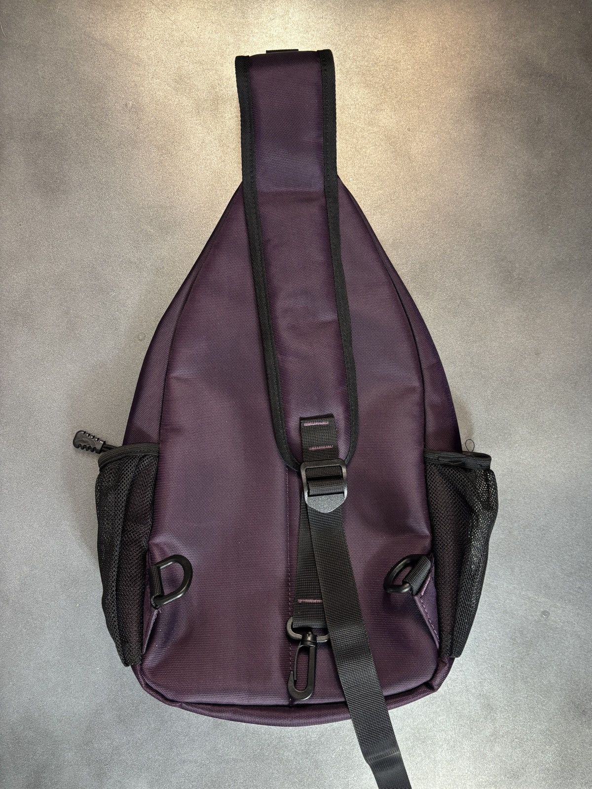 Vintage 2000s Vintage Nylon Crossbody Messenger Plum Purple Prada Size ONE SIZE - 4 Thumbnail