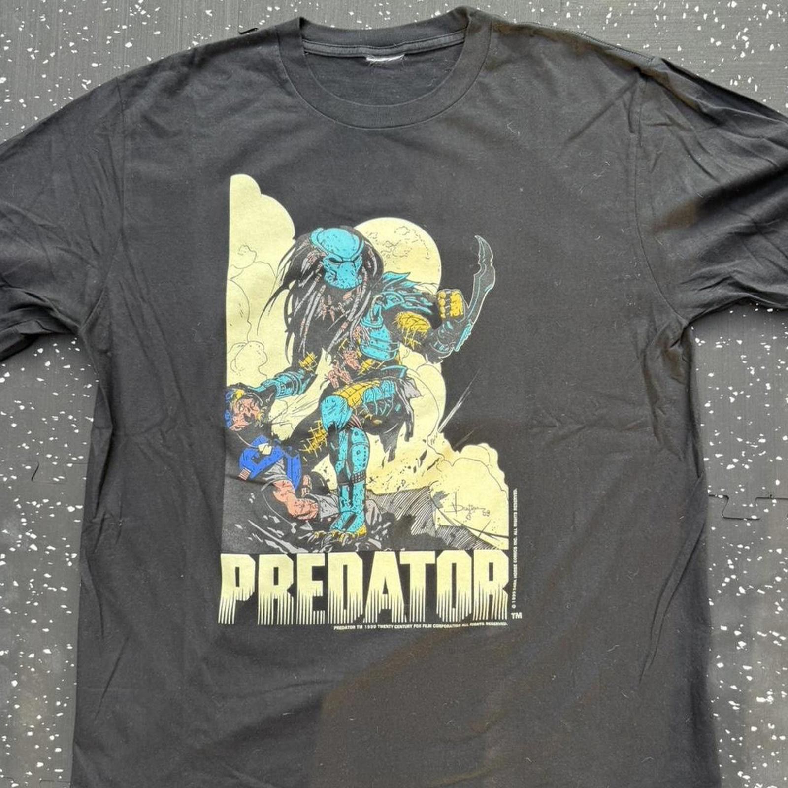 Other 1999 Predator Dark Horse Comics tee Size US XL / EU 56 / 4 - 1 Thumbnail