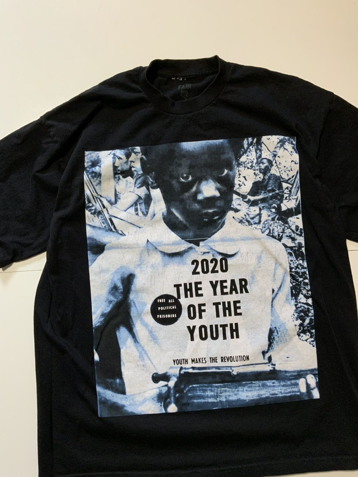 Other Fair Housing The Year Youth Makes The Revolution T-Shirt Size US L / EU 52-54 / 3 - 3 Thumbnail