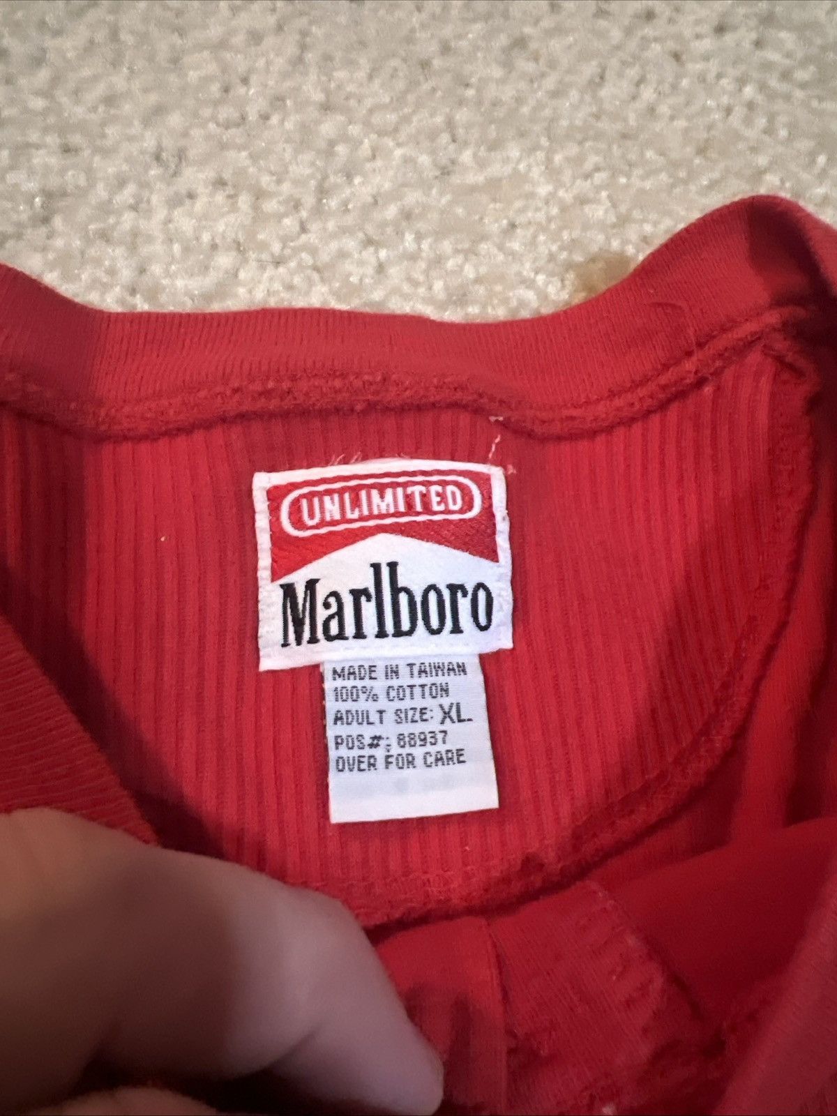 Marlboro Vintage Unlimited Marlboro Men's Long Sleeve Bright Red Size US XL / EU 56 / 4 - 4 Thumbnail