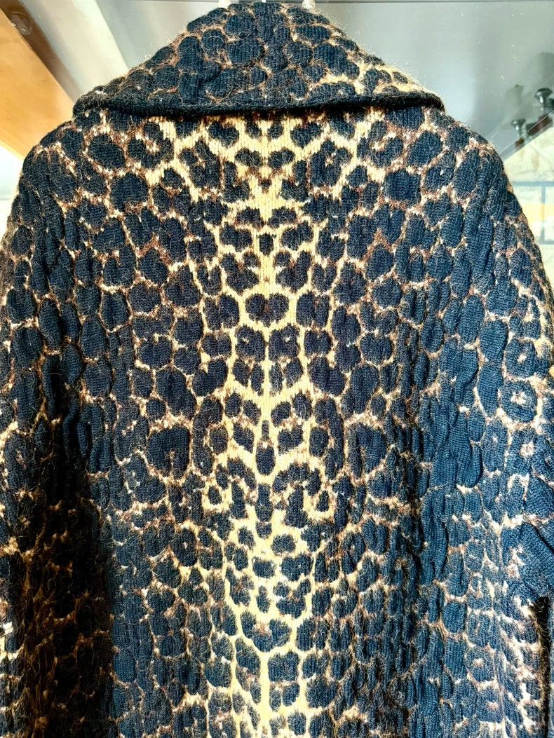 Saint Laurent Paris Saint Laurent Paris 20fw catwalk leopard knit cardigan coa Size US M / EU 48-50 / 2 - 5 Thumbnail