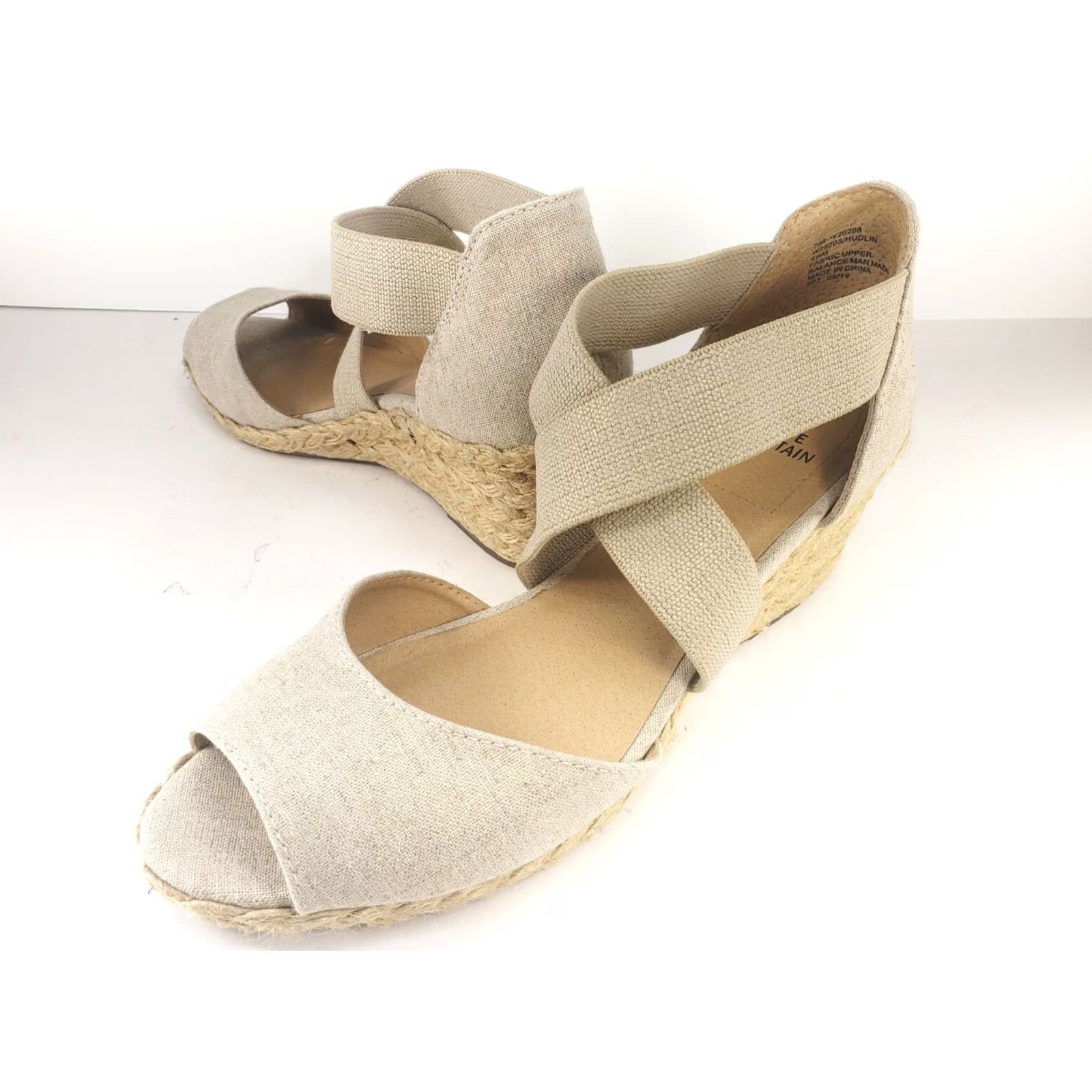 Vintage VINTAGE? No — White Mountain Hudlin Sandal Womens 9.5M Beige Wedge Espadrille Casual Formal Wedding Slide On Rubber Outsole Comfort Shoes Size US 10 / IT 40 - 2 Thumbnail
