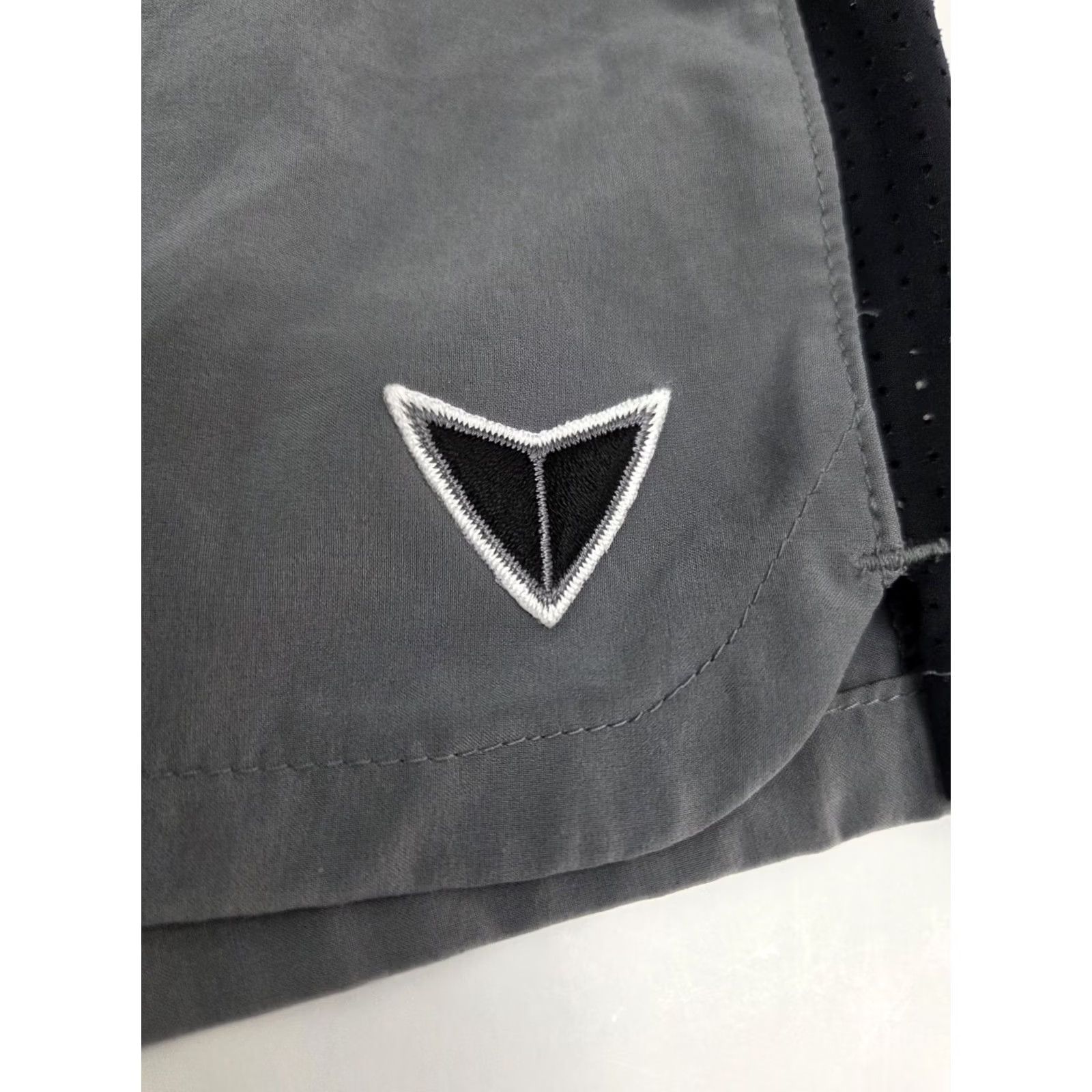 Vintage Korsa Mens Running Shorts Lined Drawstring Back Pocket Zip Grey Size M Size US 31 - 5 Thumbnail