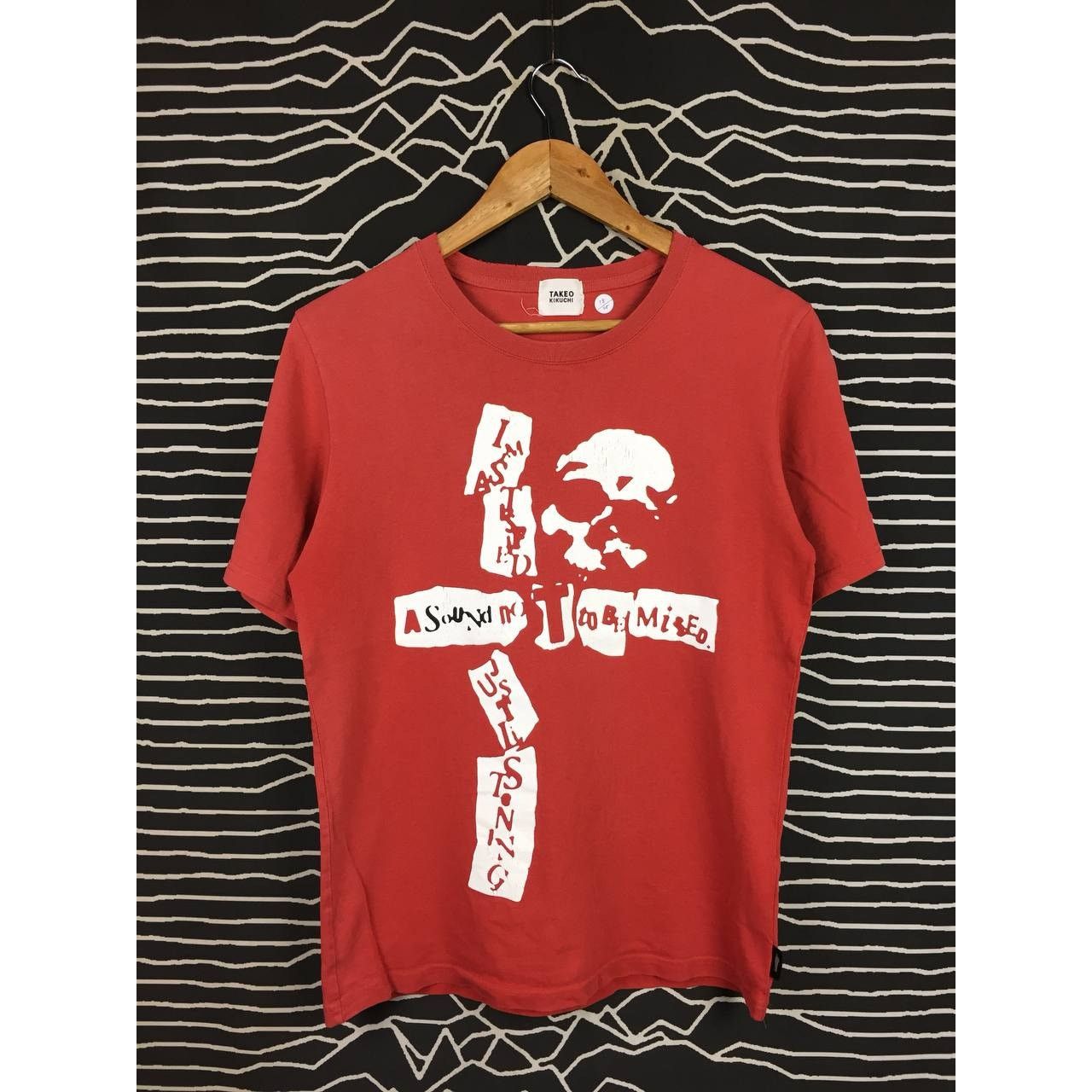 Japanese Brand Takeo Kikuchi Distorted Skull Avant Garde Design Tee Size US S / EU 44-46 / 1 - 1 Thumbnail
