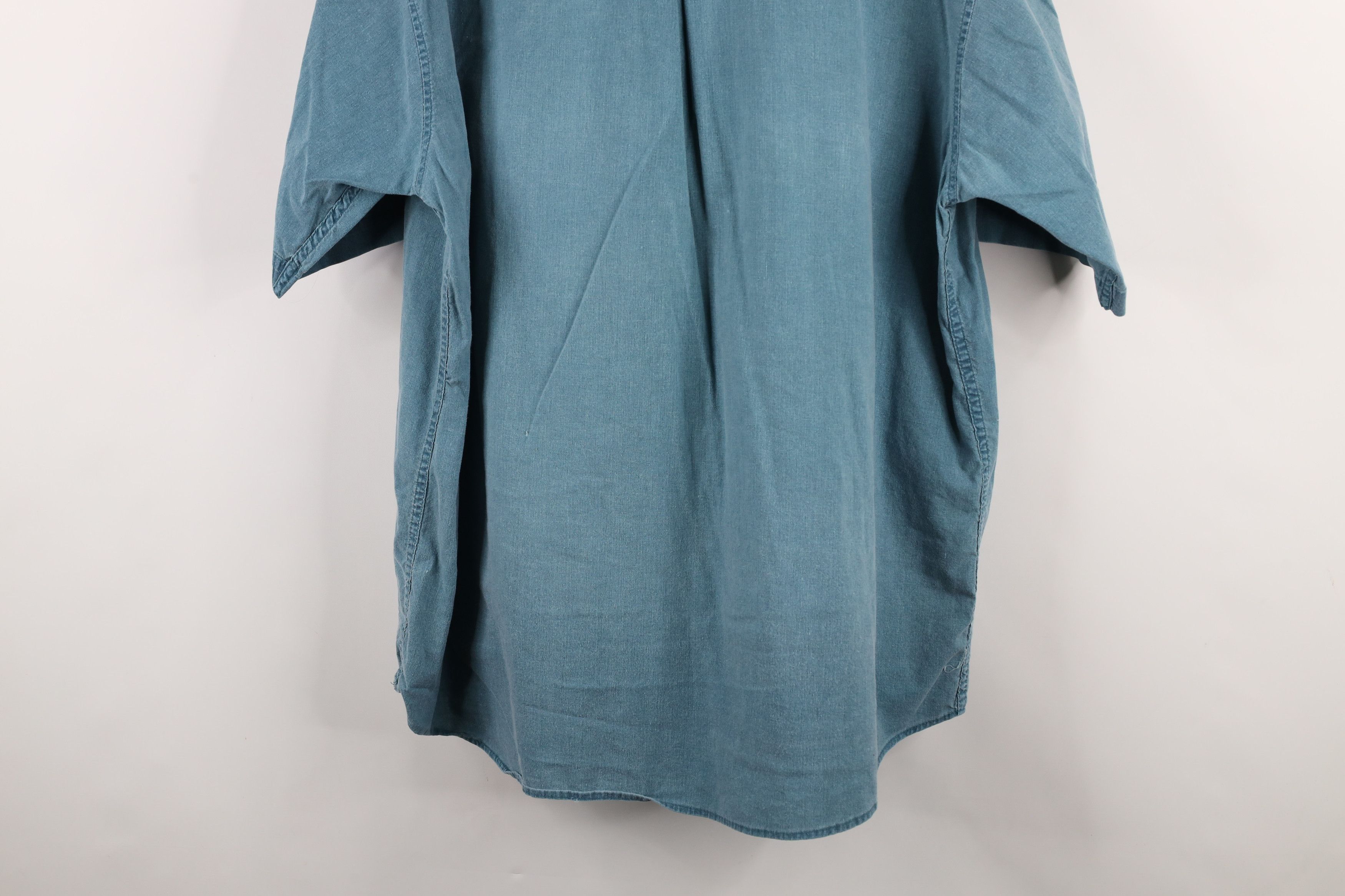 Vintage Vintage 90s Streetwear Baggy Fit Short Sleeve Button Shirt Size US L / EU 52-54 / 3 - 13 Thumbnail