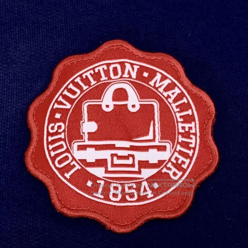 Louis Vuitton Louis Vuitton Men's Navy Cotton Sweatshirt . Size US S / EU 44-46 / 1 - 5 Thumbnail