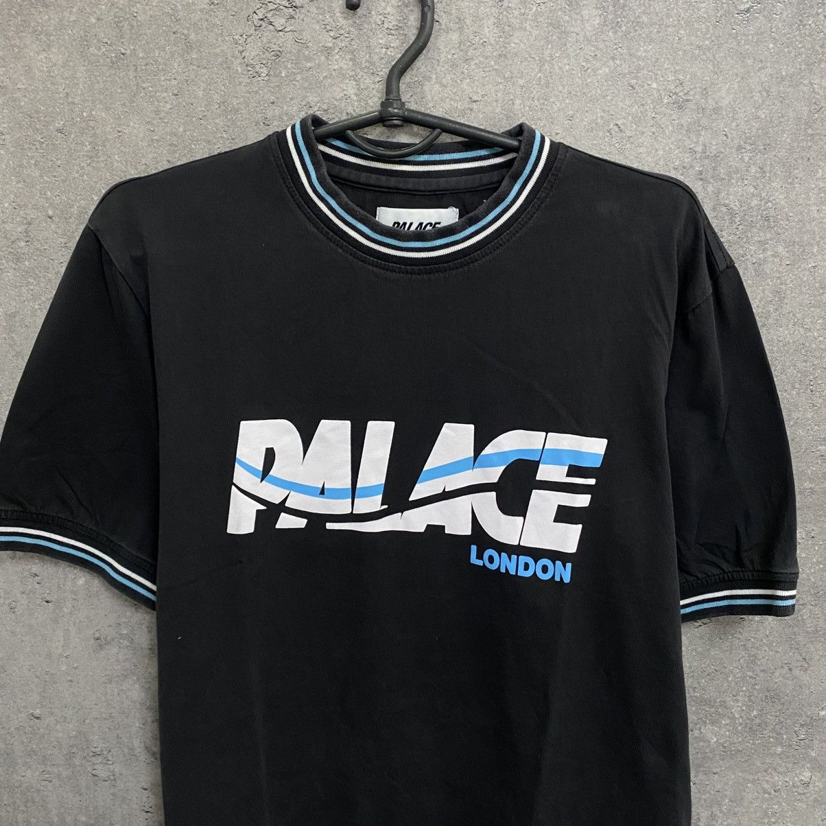 Palace Palace London T-shirt Big Logo Tee Size US M / EU 48-50 / 2 - 5 Thumbnail