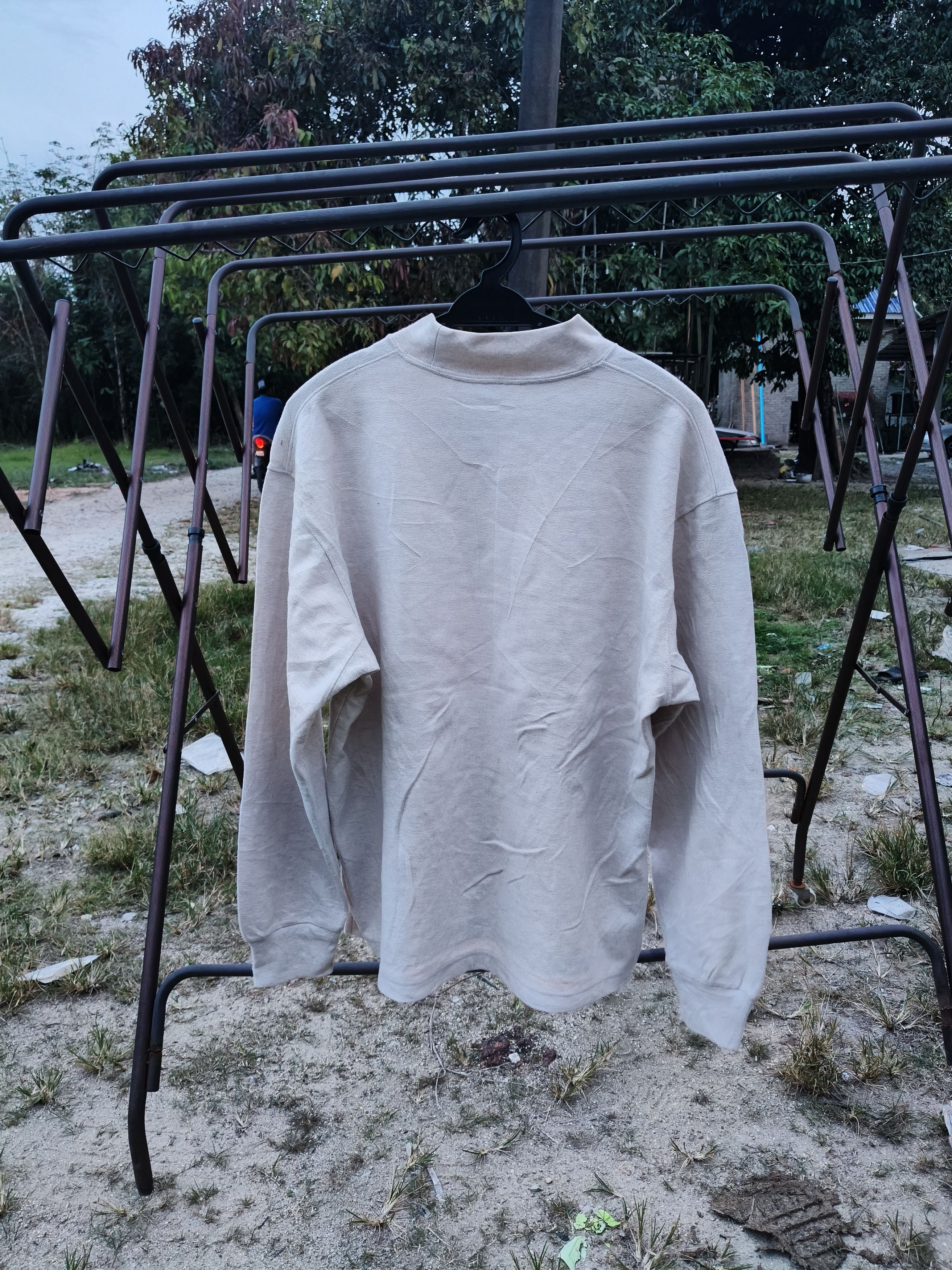 Lemaire × Uniqlo Uniqlo Lemaire Round Neck Size L / US 10 / IT 46 - 2 Thumbnail