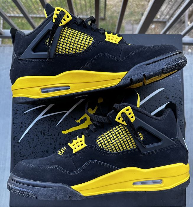 Nike Air Jordan 4 “Thunder” | Grailed