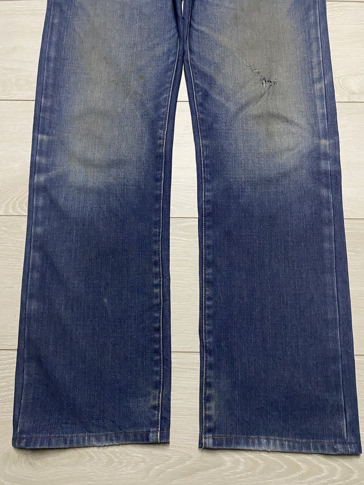 Japanese Brand Vintage Japanese Brand Uniqlo Grunge Distressed Loose Jeans Size US 33 - 5 Thumbnail