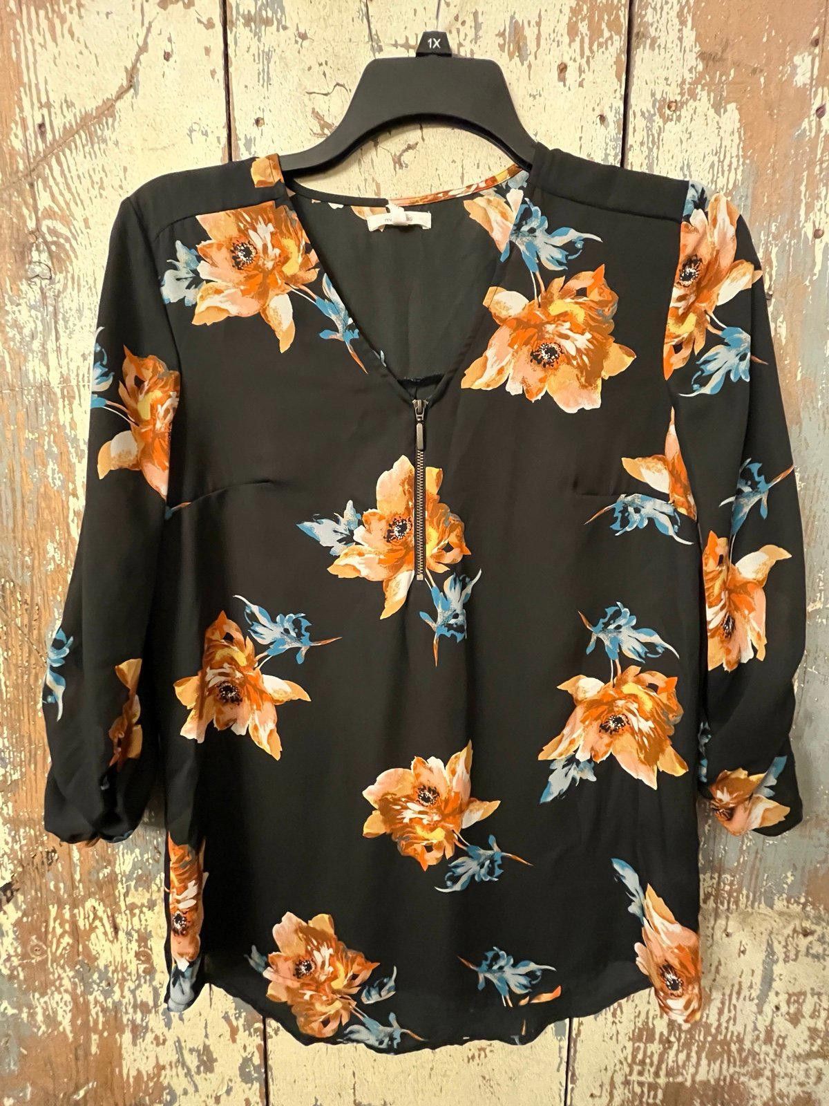Designer Lot of three women’s blouses size Medium, business casual Size M / US 6-8 / IT 42-44 - 9 Thumbnail