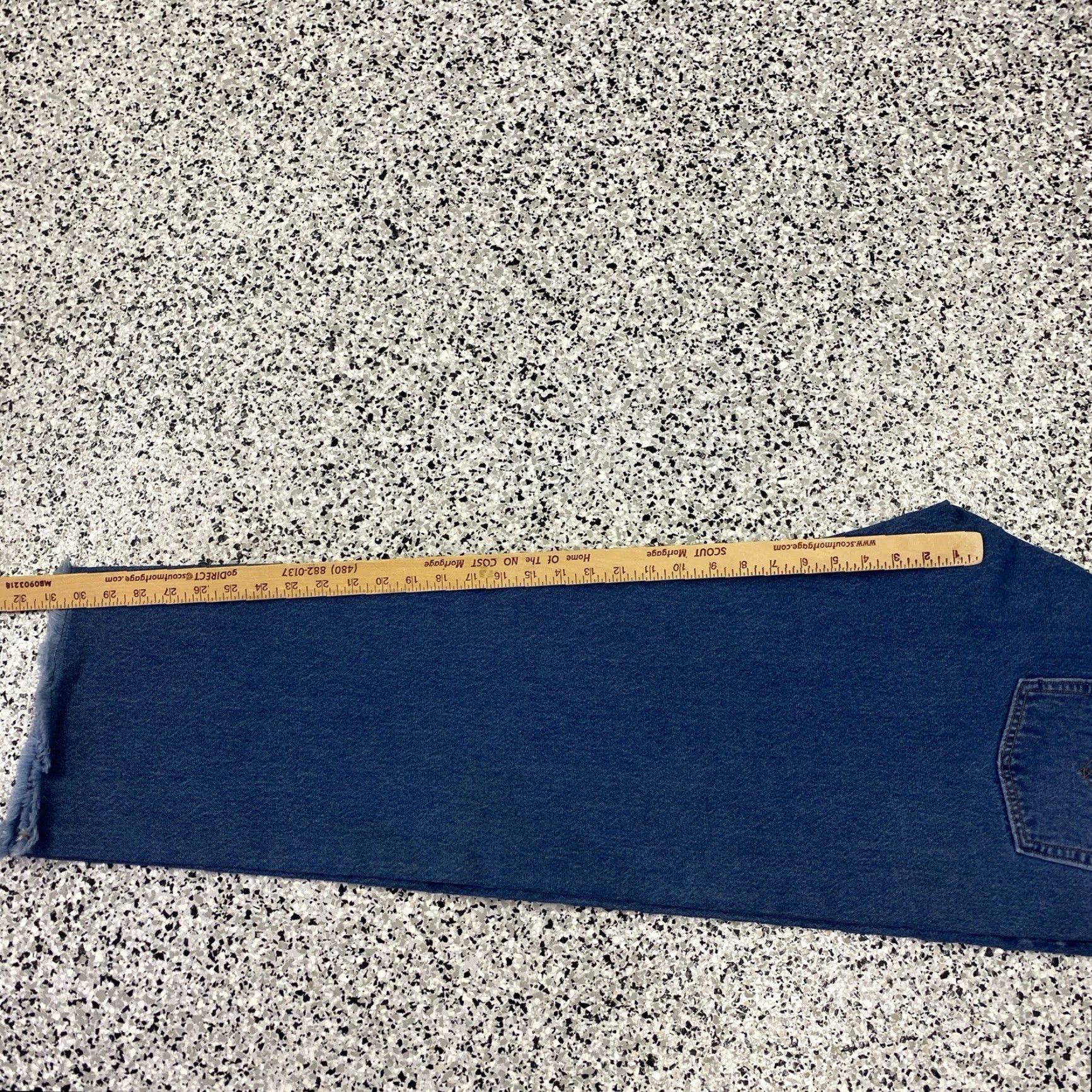 Levi's VINTAGE Levi's Wide Leg Jeans Men 33x31 Denim Blue 5-Pocket Regular Inseam 31 90s City USA Classic 502 Levi's 500 Series Mens Jeans"} Size US 33 - 6 Thumbnail