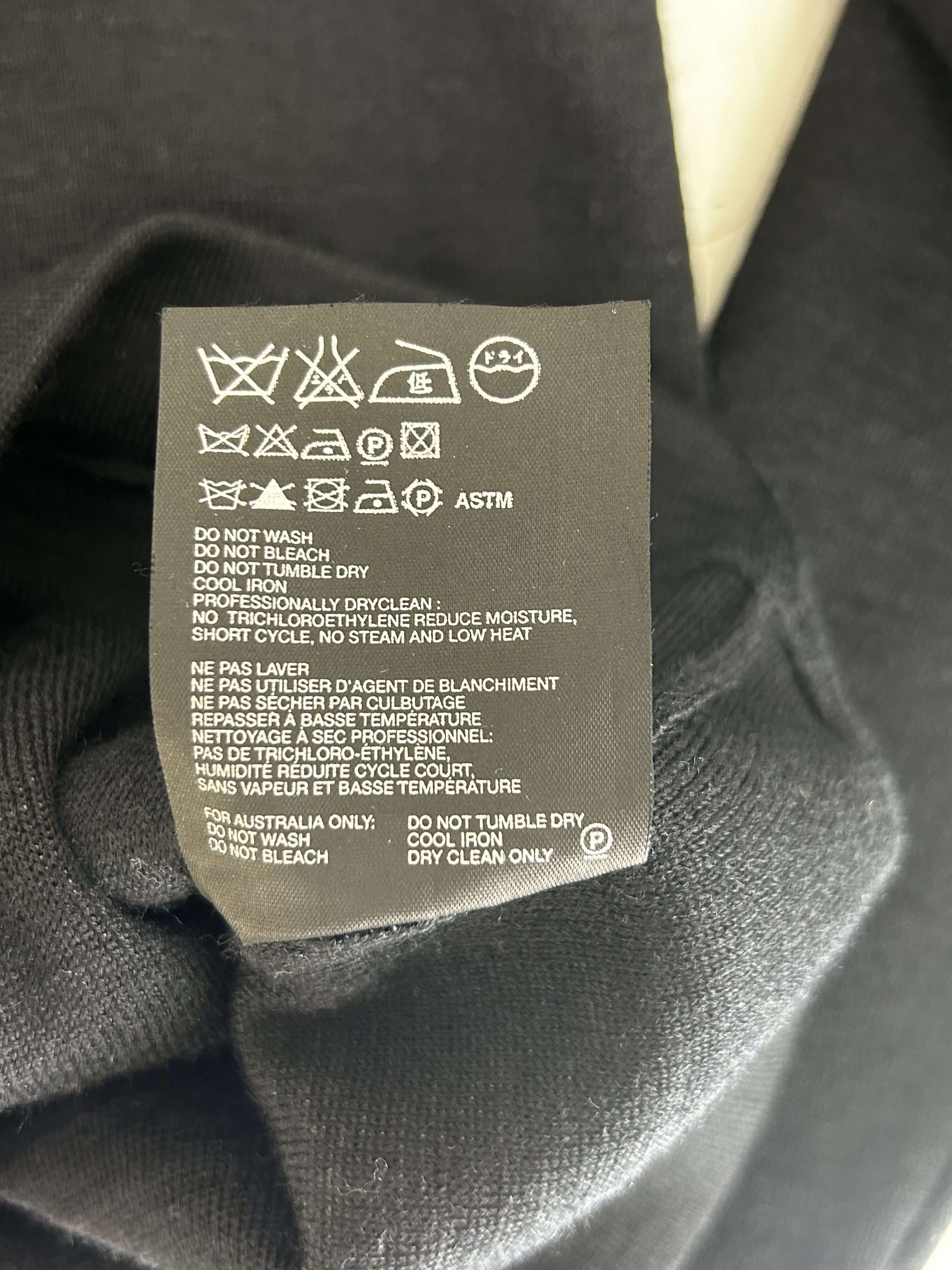 Prada Prada Crew Neck Heavy Tight Knit Wool Jumper size 48 Size US L / EU 52-54 / 3 - 6 Thumbnail