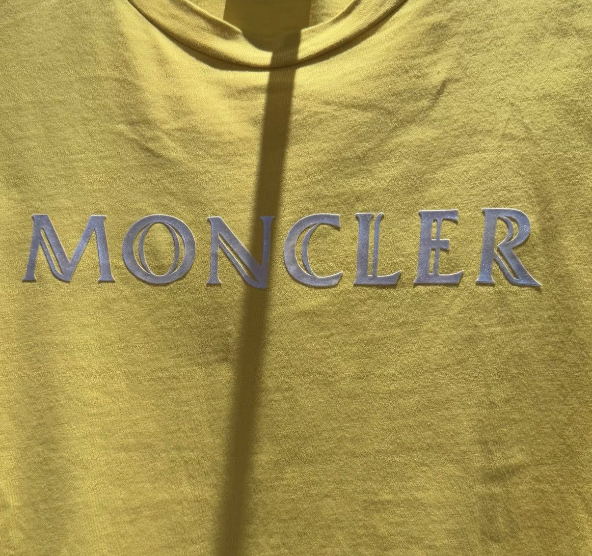 Moncler Moncler Classic Yellow Short Sleeve T-Shirt with Chest Logo Size US M / EU 48-50 / 2 - 2 Thumbnail