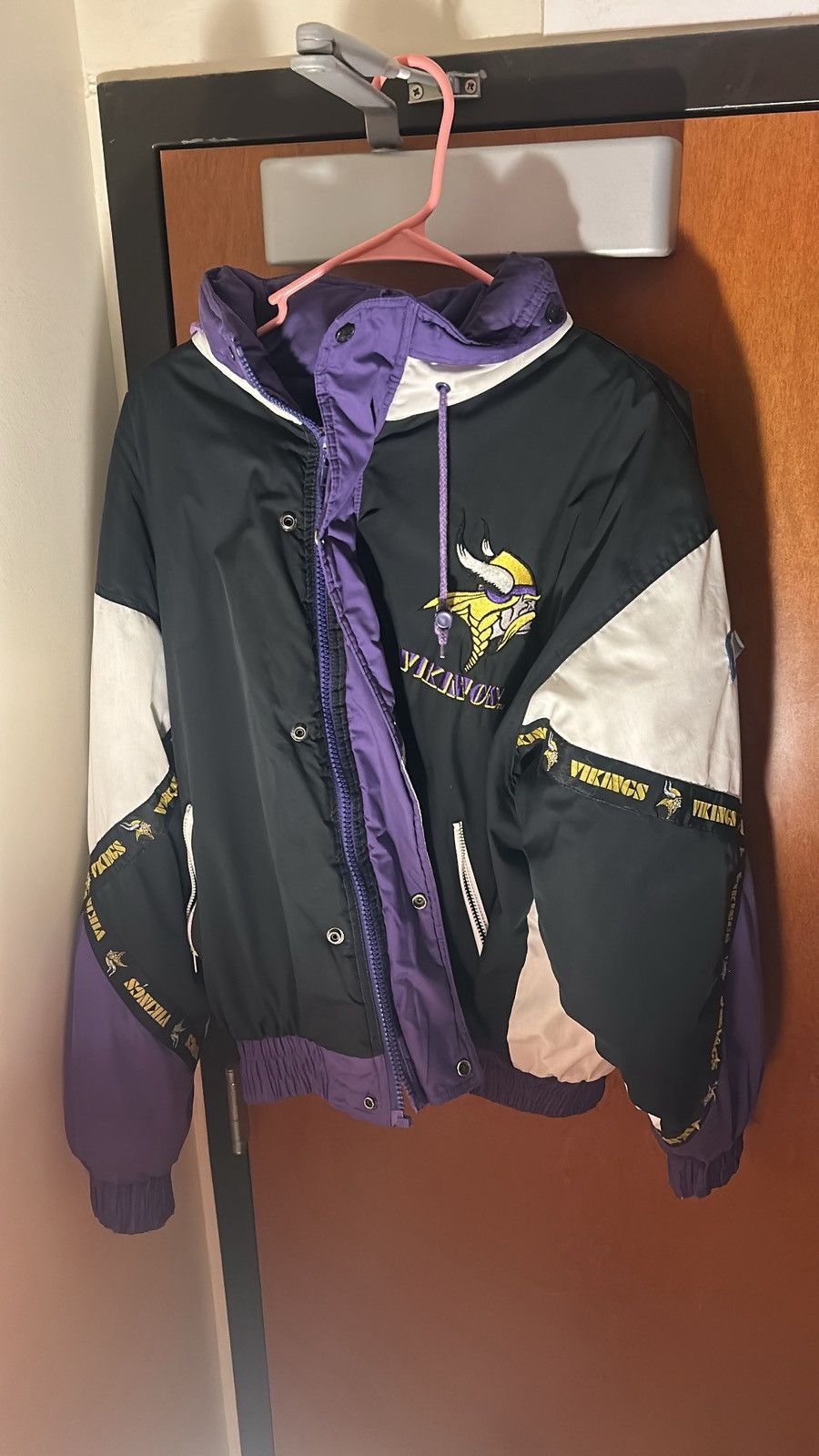 Pro Player Vintage Pro Player Minnesota Vikings Jacket Size US L / EU 52-54 / 3 - 3 Thumbnail