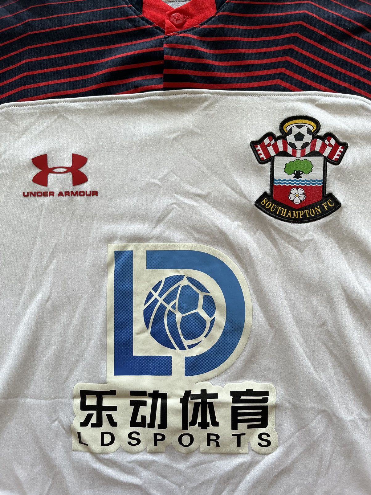 Under Armour SOUTHAMPTON 2020 2021 AWAY SHIRT SOCCER JERSEY UNDER ARMOUR Size US M / EU 48-50 / 2 - 3 Thumbnail