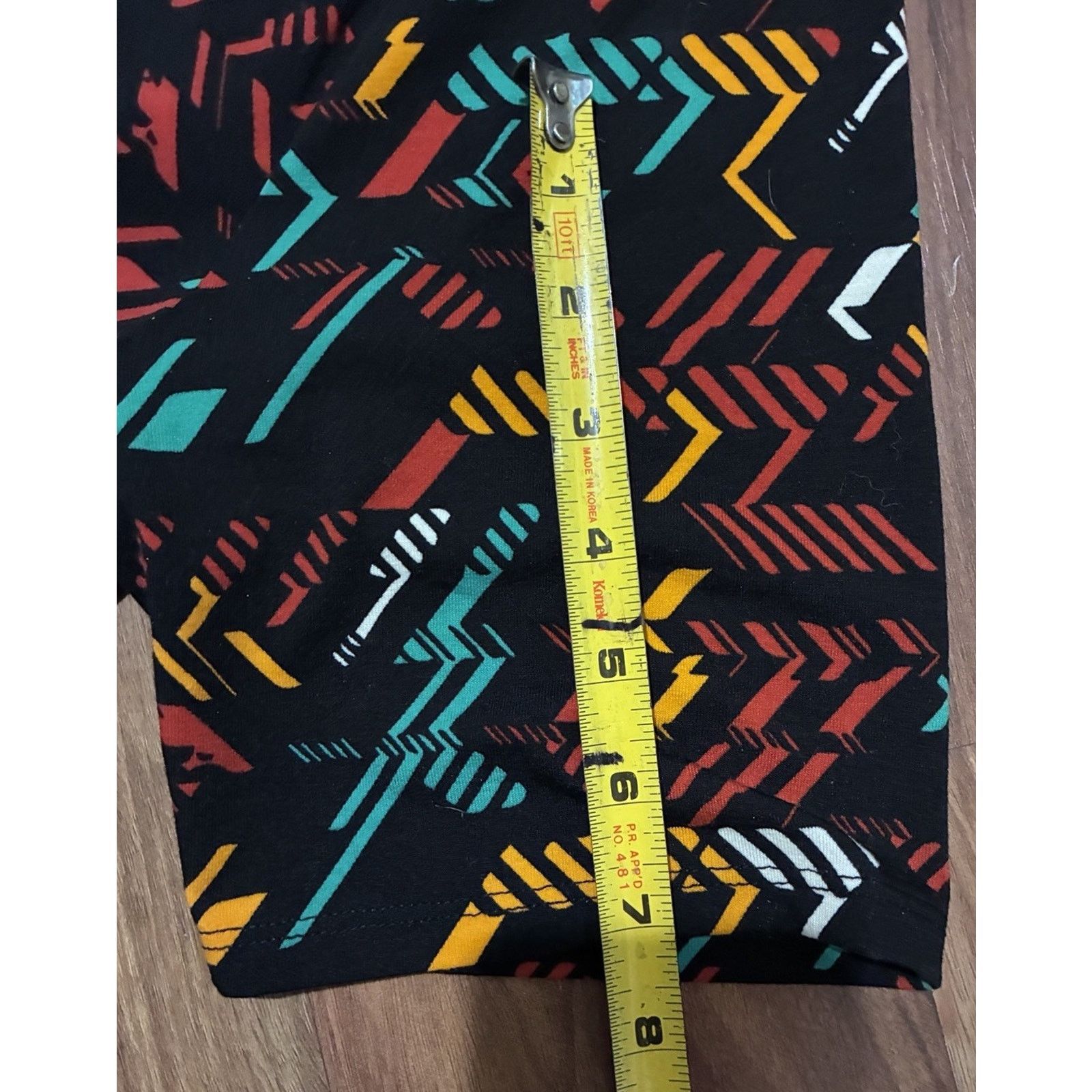 Other LuLaRoe Perfect T – Multi-Color Abstract Design - L Size L / US 10 / IT 46 - 6 Thumbnail