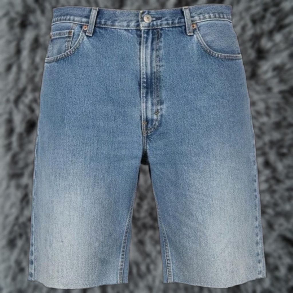 Levi's VINTAGE Levis 550 Denim Shorts Bermuda 42 Blue Relaxed 5-Pocket Denim Cotton Zip Mens Shorts 550 Size US 42 / EU 58 - 1 Thumbnail