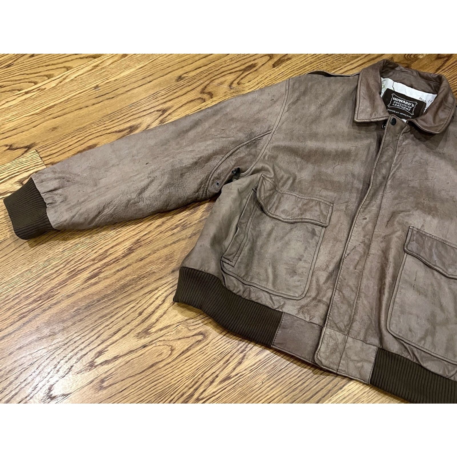 Vintage VINTAGE Flight Brown Leather Bomber Jacket Size 48 Reg Men 80s Army Size US M / EU 48-50 / 2 - 3 Thumbnail