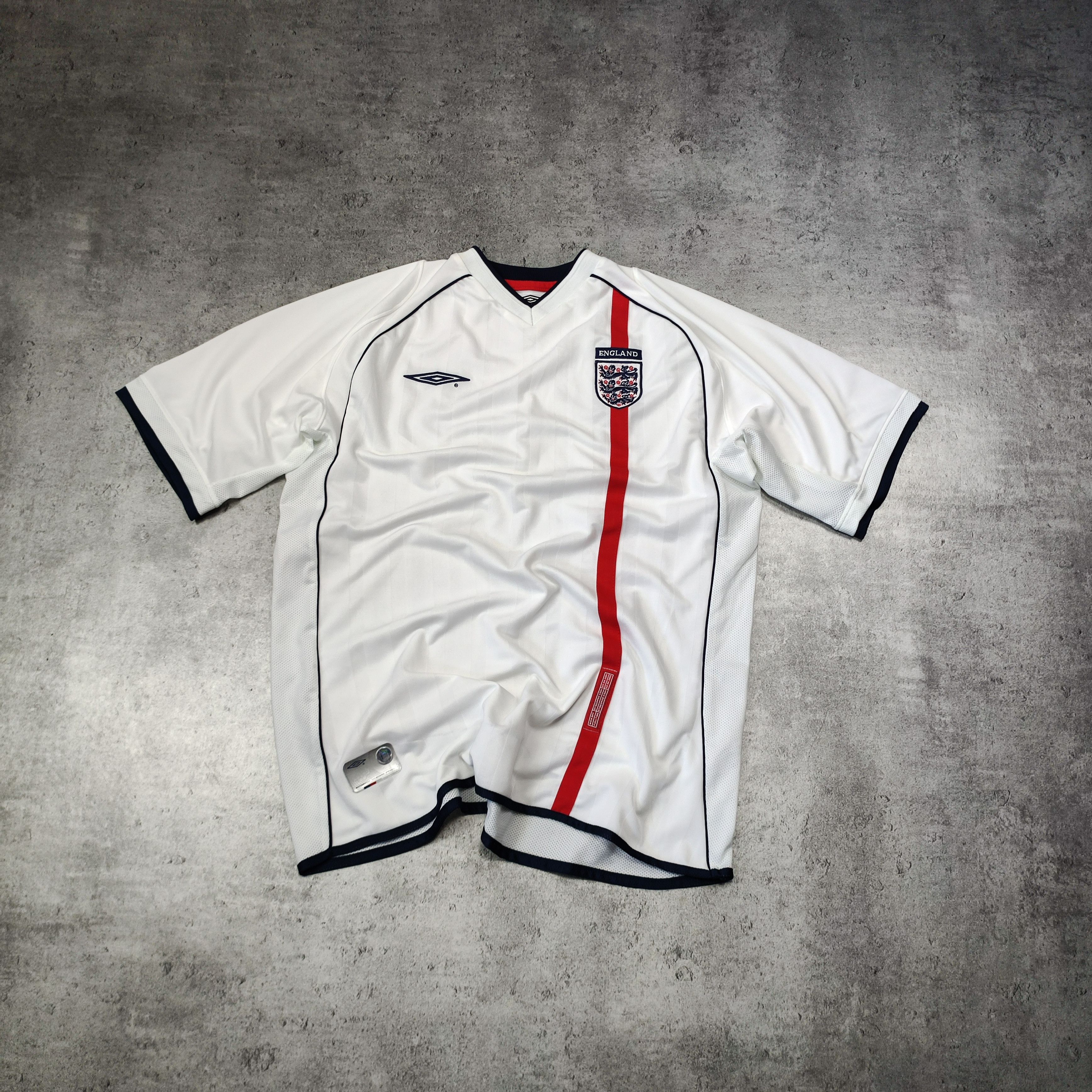 Vintage RARE Vintage OG 2001 Umbro x England National Team Jersey Size US XL / EU 56 / 4 - 1 Thumbnail