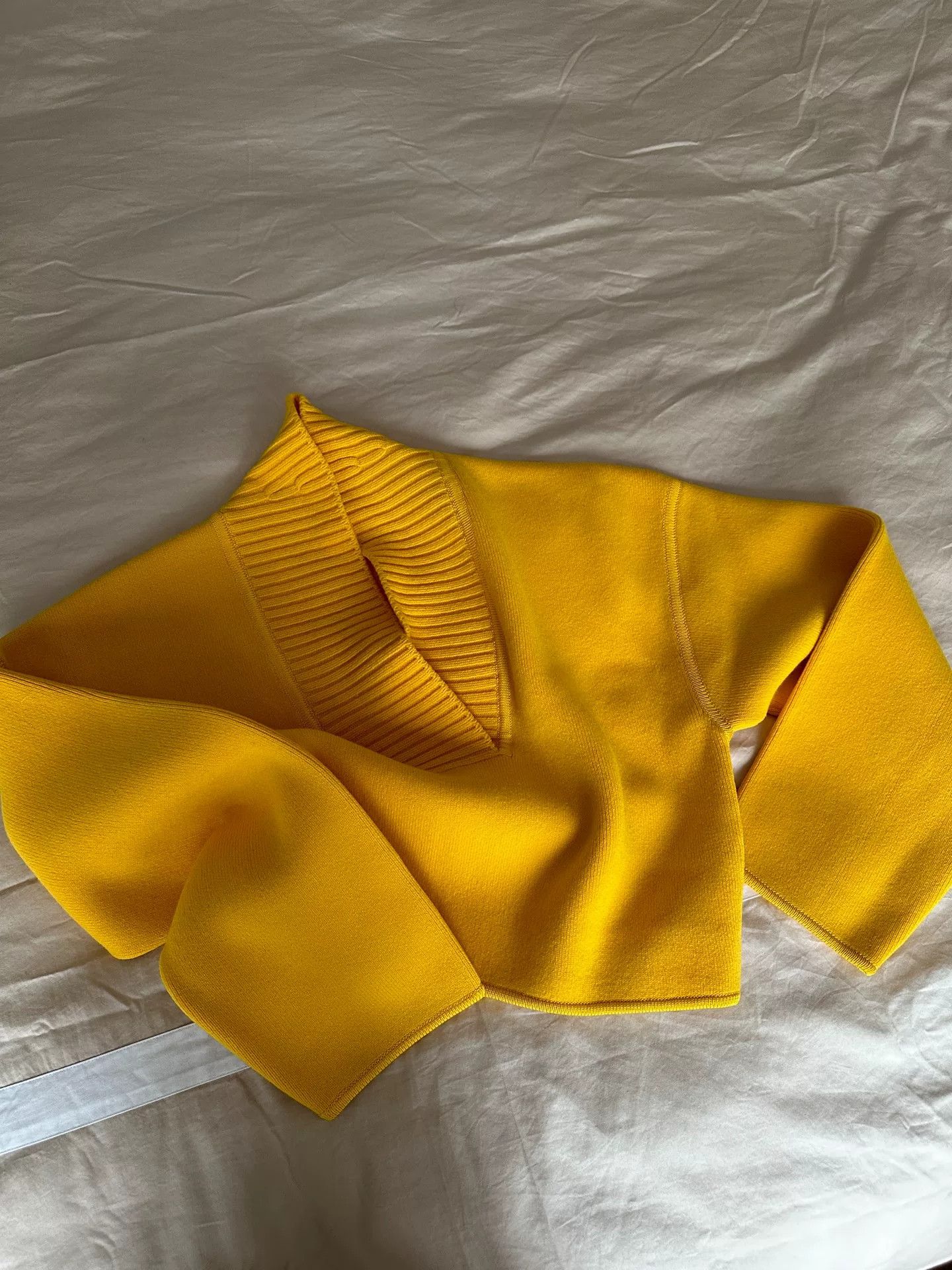 Hermes Hermes Yellow Knit Pullover Sweater Size US M / EU 48-50 / 2 - 1 Thumbnail