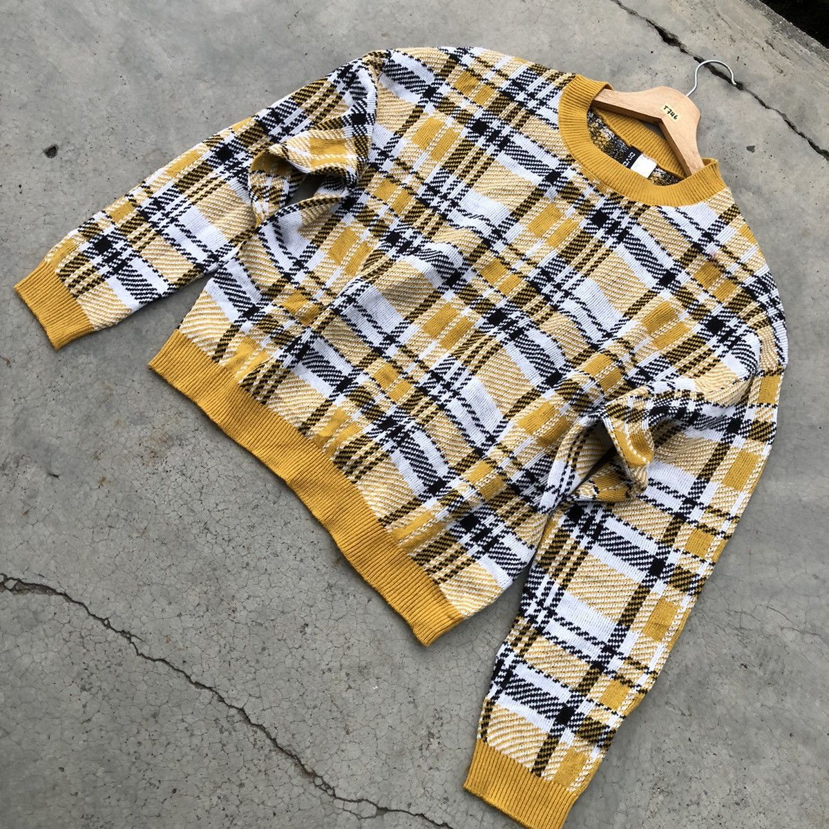 Japanese Brand 🔴Vintage Divided Knitt Pullover checkered Pattern Sweater Size US L / EU 52-54 / 3 - 2 Thumbnail