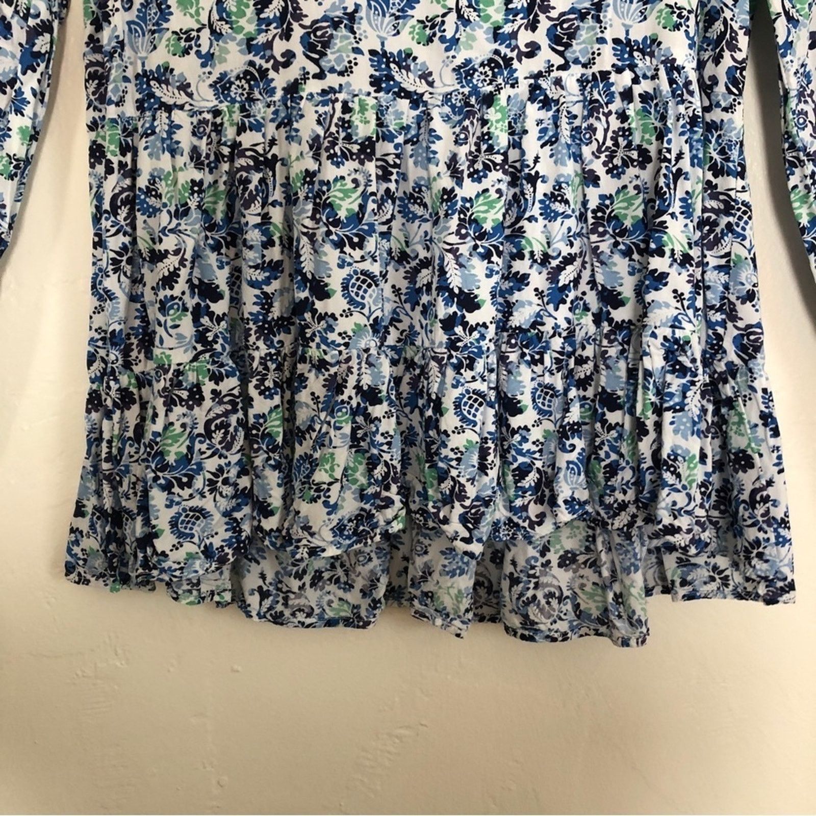 Anthropologie Anthropologie Jane and Delancey Blue Floral Blouse Top Size S / US 4 / IT 40 - 3 Thumbnail