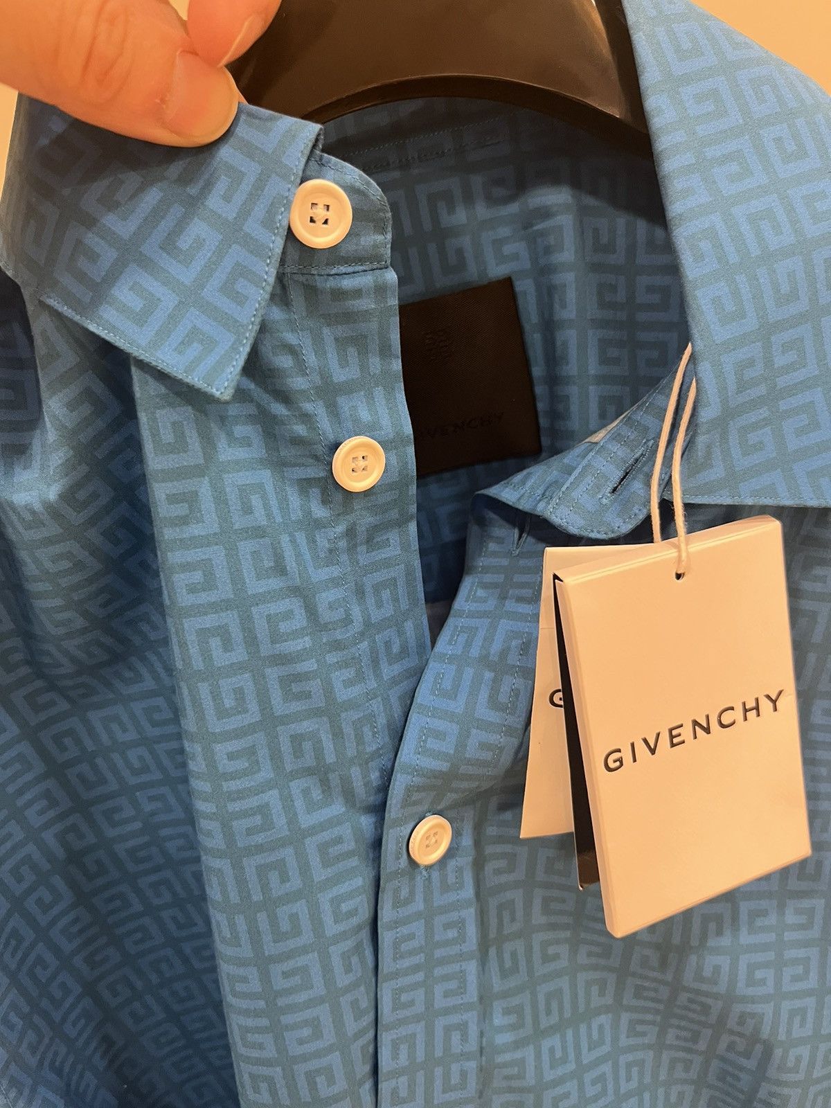 Givenchy 4G monogram print short sleeve shirt Size US M / EU 48-50 / 2 - 8 Thumbnail
