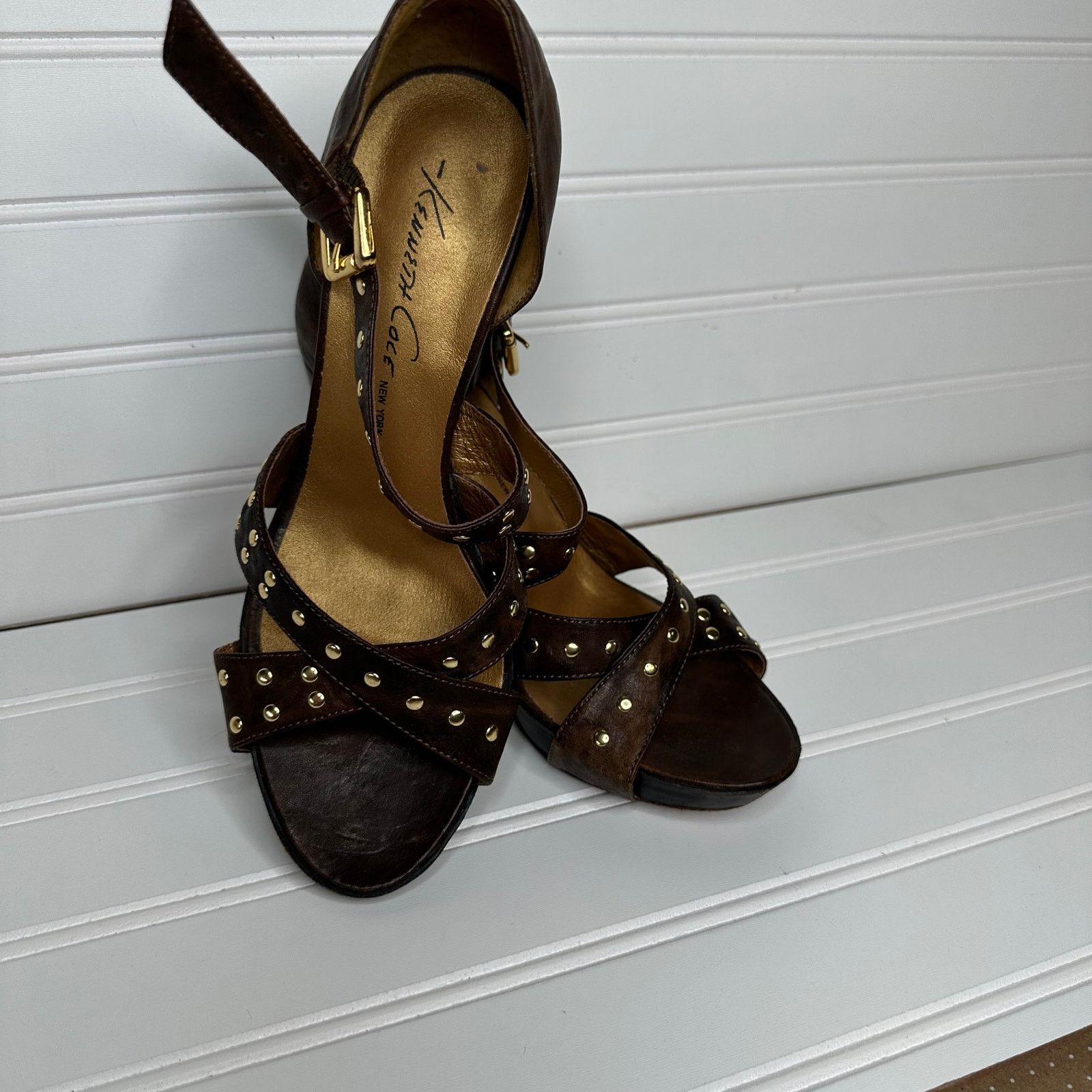 Kenneth Cole Kenneth Cole NY genuine leather brown strappy heels studded Size US 7 / IT 37 - 9 Thumbnail