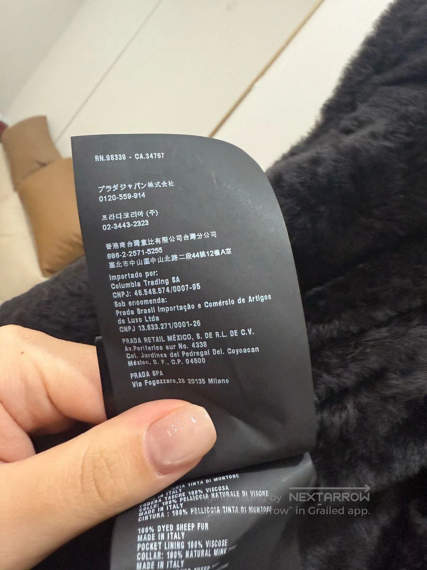 Prada Prada Long Fur. Size US XXS / EU 40 - 8 Thumbnail