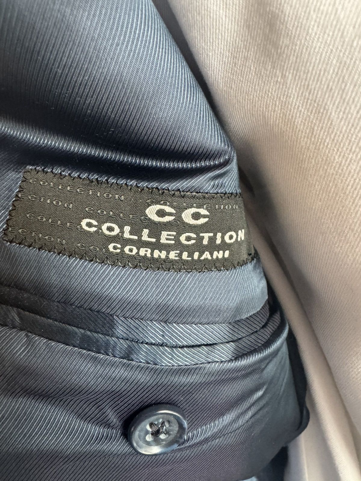 Corneliani Corneliani blue suit 52 Size 52R - 4 Thumbnail