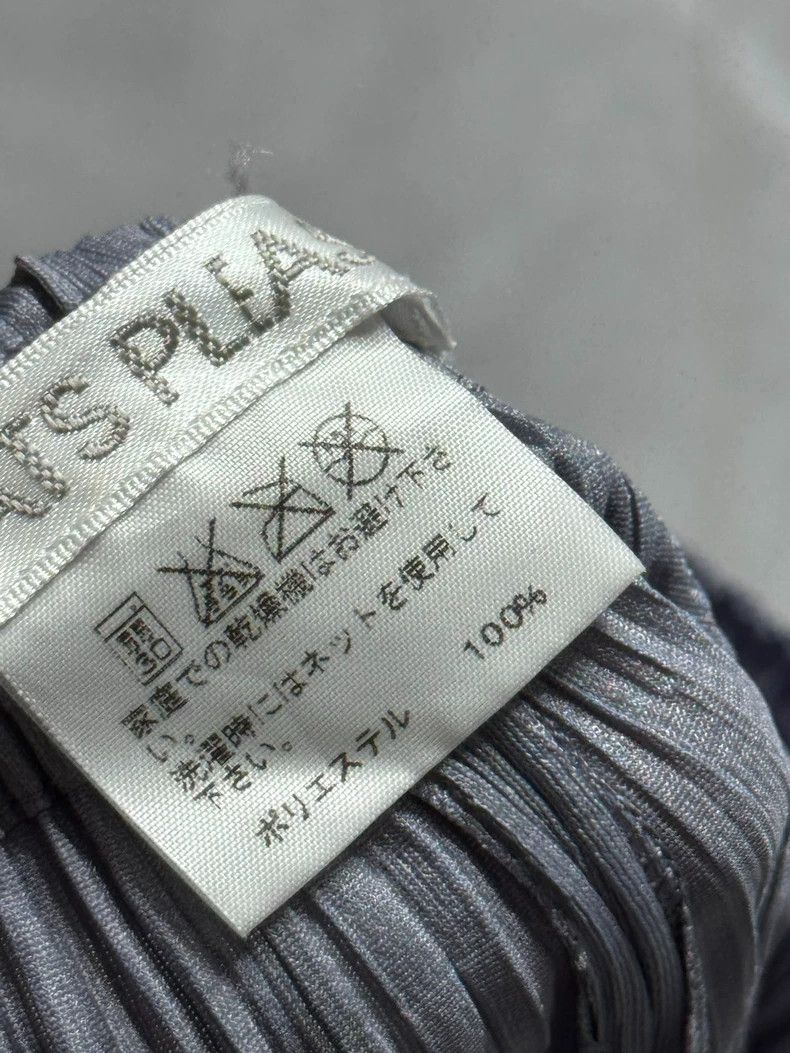 Issey Miyake Issey Miyake size:3 Purple kelp embossed straight-leg trou Size 23" - 4 Thumbnail