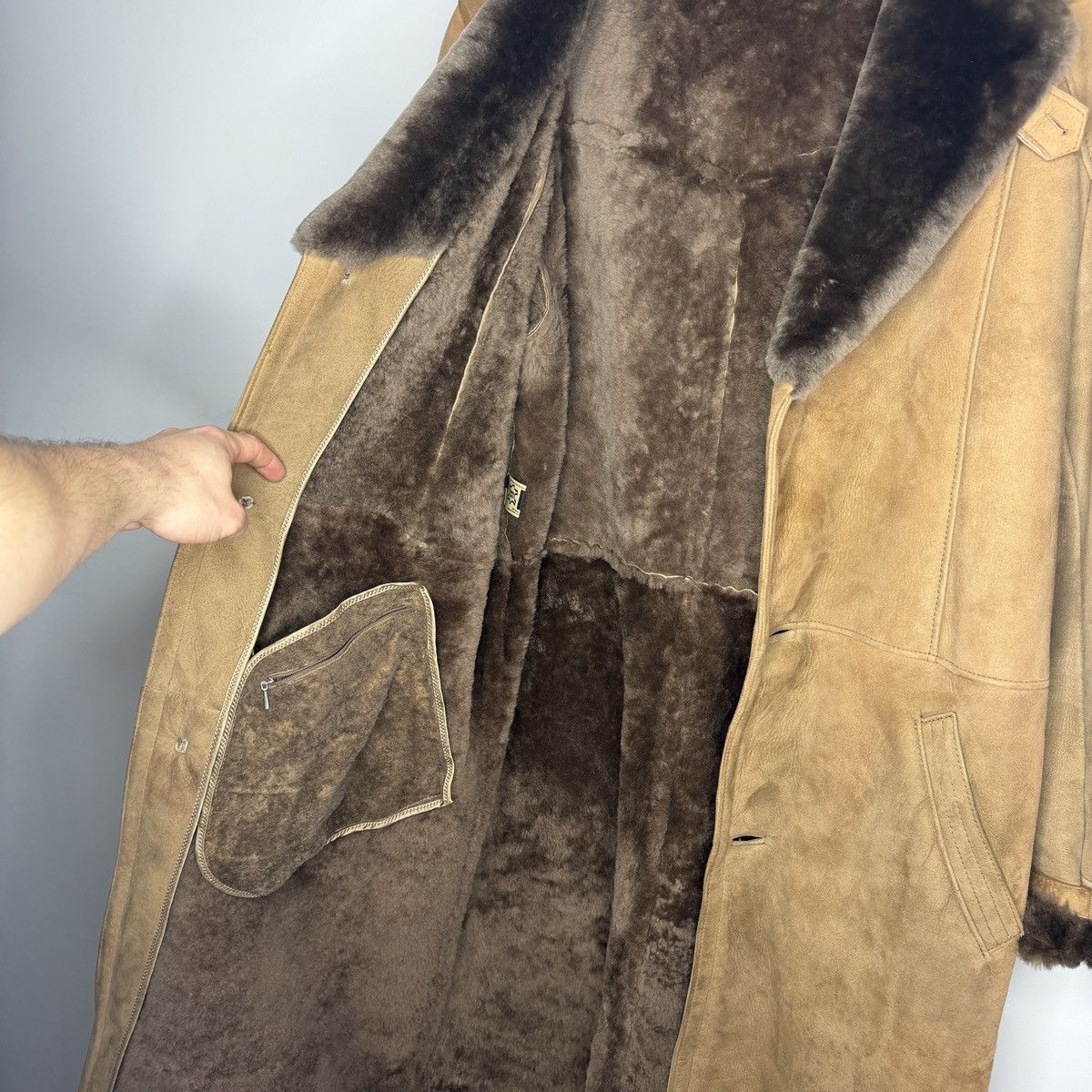 Genuine Leather Vintage Shearling Coat like Prada Size US M / EU 48-50 / 2 - 12 Thumbnail