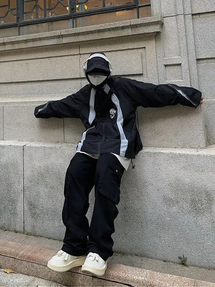 Japanese Brand Cargo Pants Black- Korean Streetwear Style Pants Size US 32 / EU 48 - 2 Thumbnail
