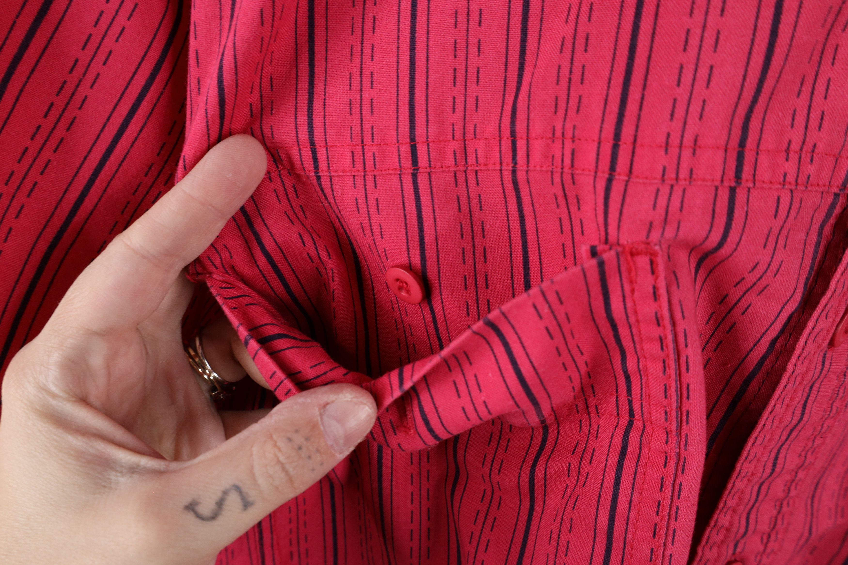 Vintage Vintage 90s Streetwear Short Sleeve Button Down Shirt Pink Size US M / EU 48-50 / 2 - 5 Thumbnail