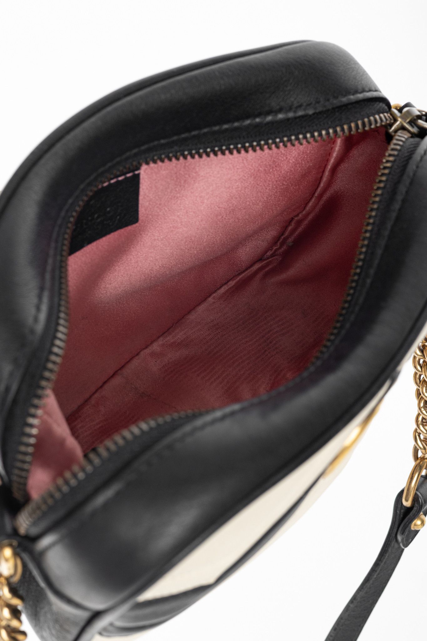 Gucci Gucci GG Marmont Black & Creme Chevron Mini Camera Bag Size ONE SIZE - 12 Thumbnail