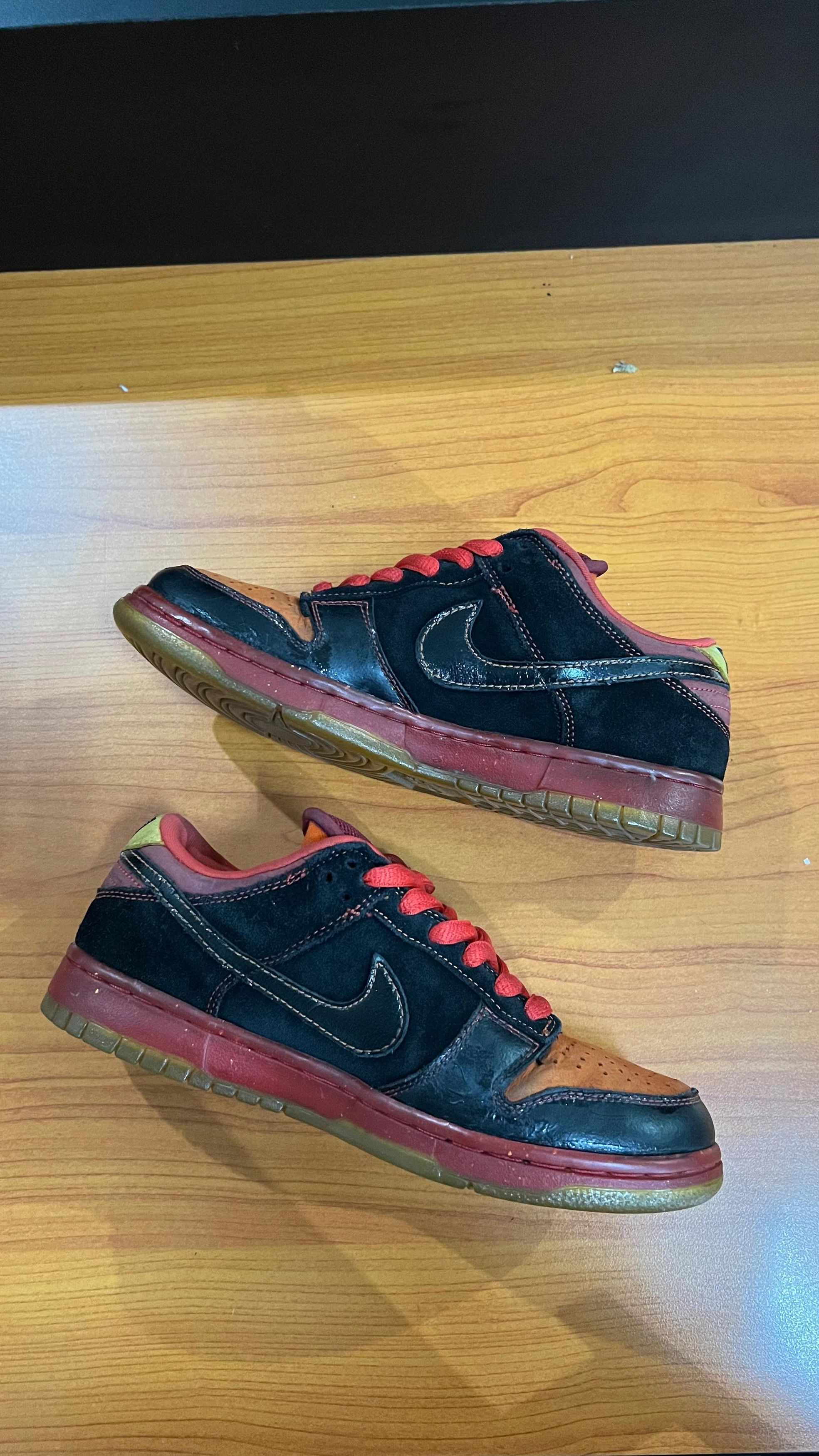 Nike SB Dunk Low Hawai Size US 7 / EU 40 - 2 Thumbnail