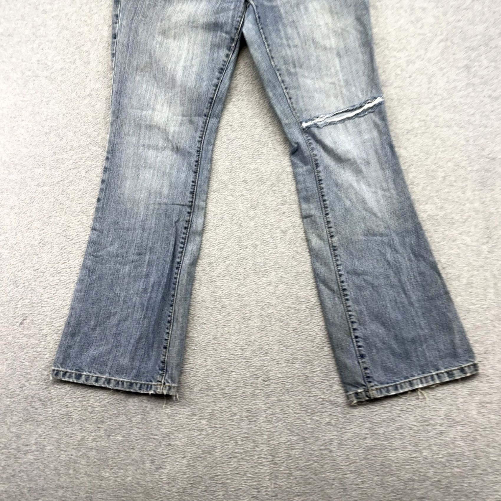 American Eagle Outfitters American Eagle Jeans Flared Distressed Size 8 Regular Blue 00s Women Size 30" / US 8 / IT 44 - 2 Thumbnail