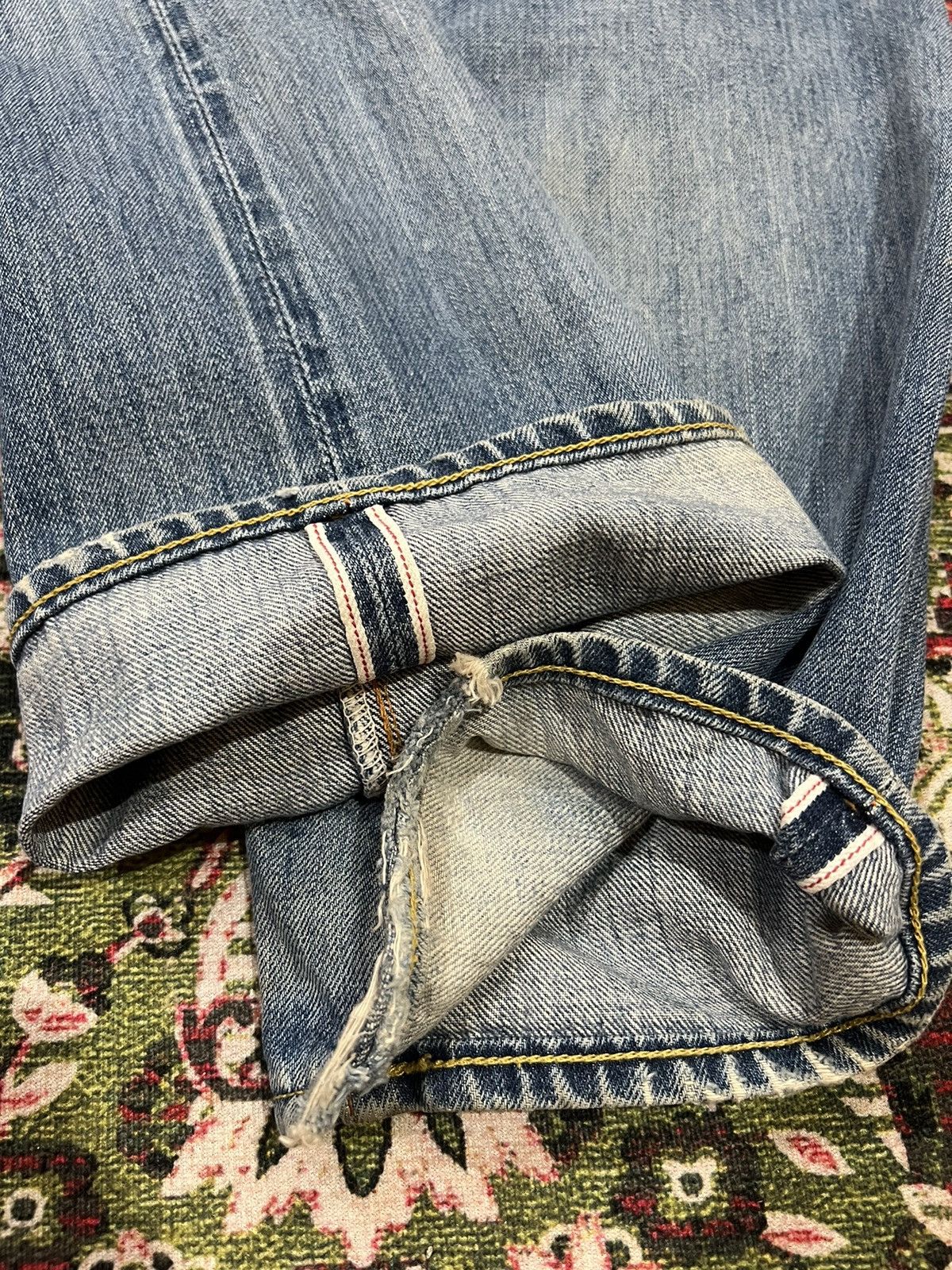 Levi's VINTAGE LEVIS 505 E LVC SELVEDGE DISTRESSED WASHED JEANS Size US 32 / EU 48 - 12 Thumbnail