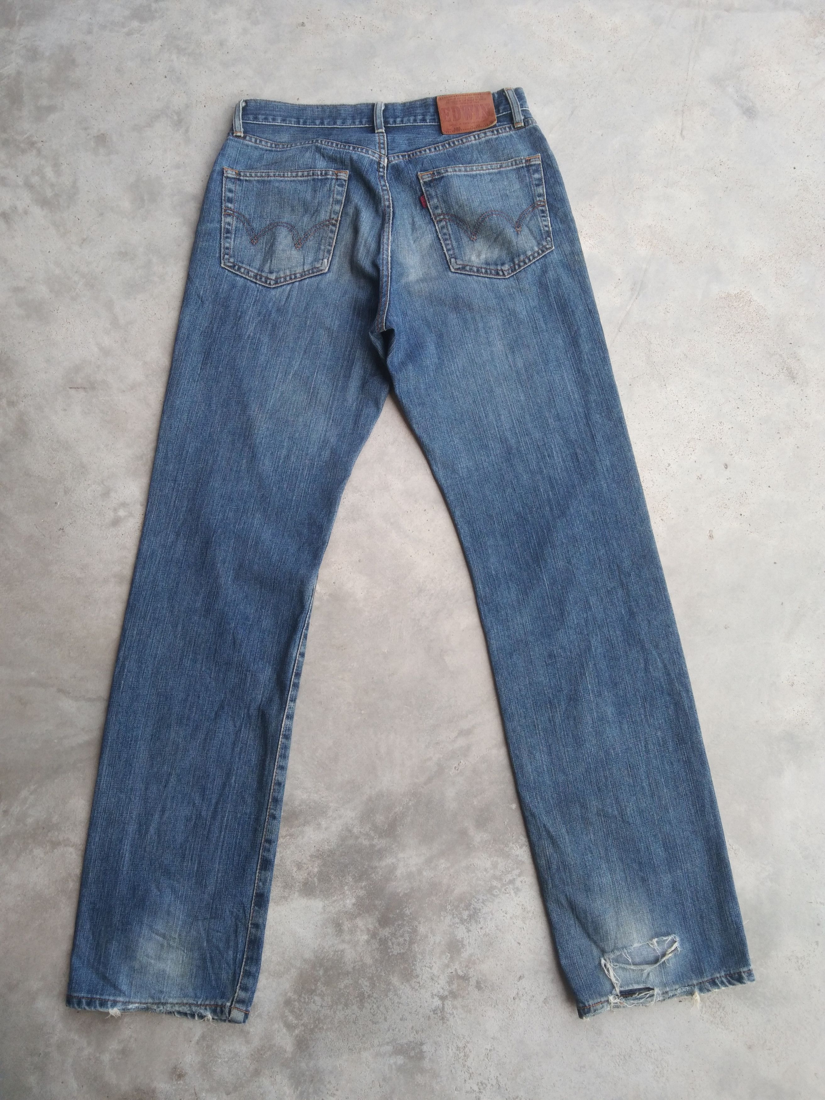 Japanese Brand Vintage Faded Blue Edwin 503 Distressed Jeans 31x34 Size US 31 - 2 Thumbnail