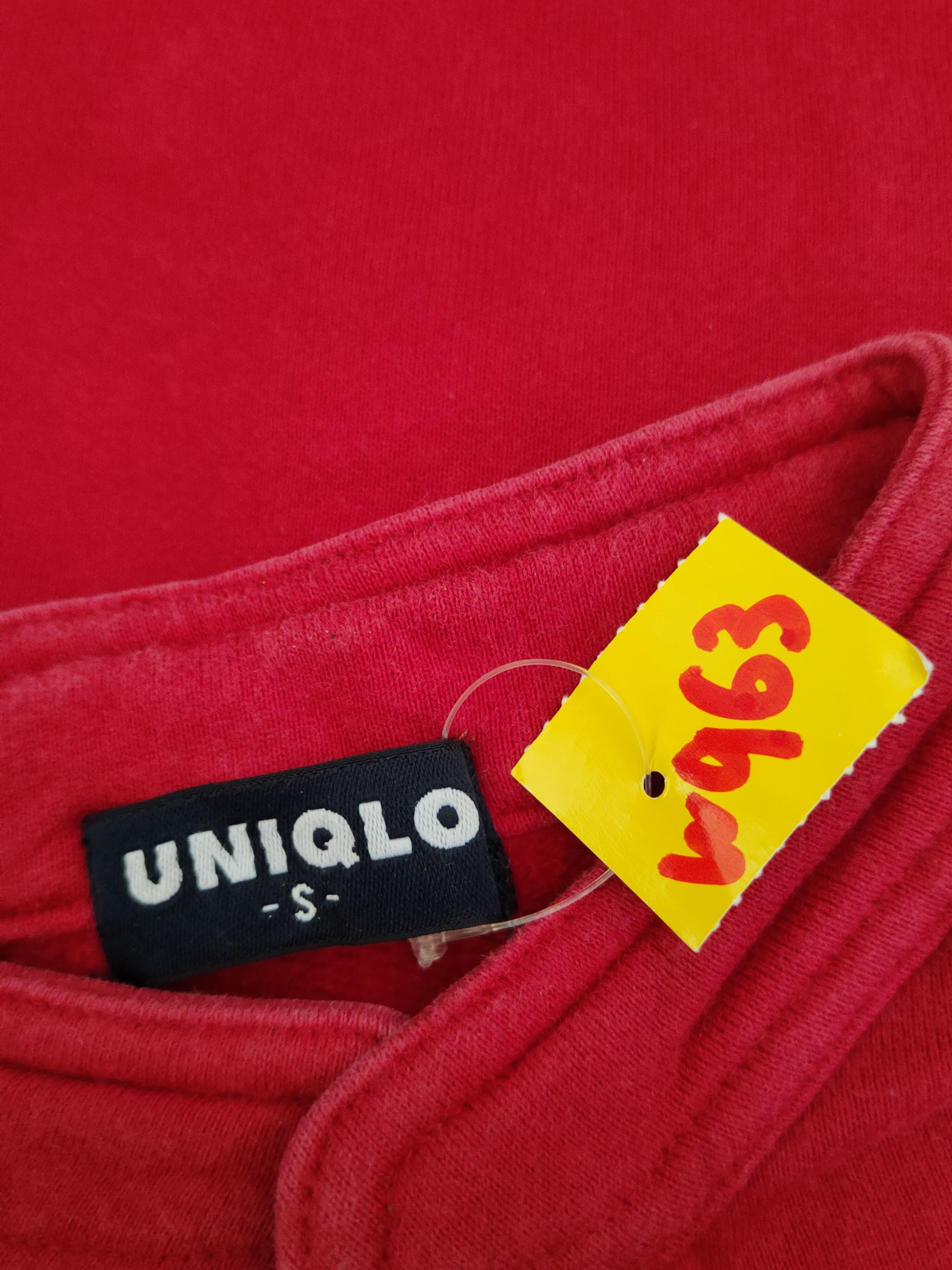 Japanese Brand × Vintage Uniqlo japan vintage Red Sweatshirts #W963 Size US S / EU 44-46 / 1 - 11 Thumbnail