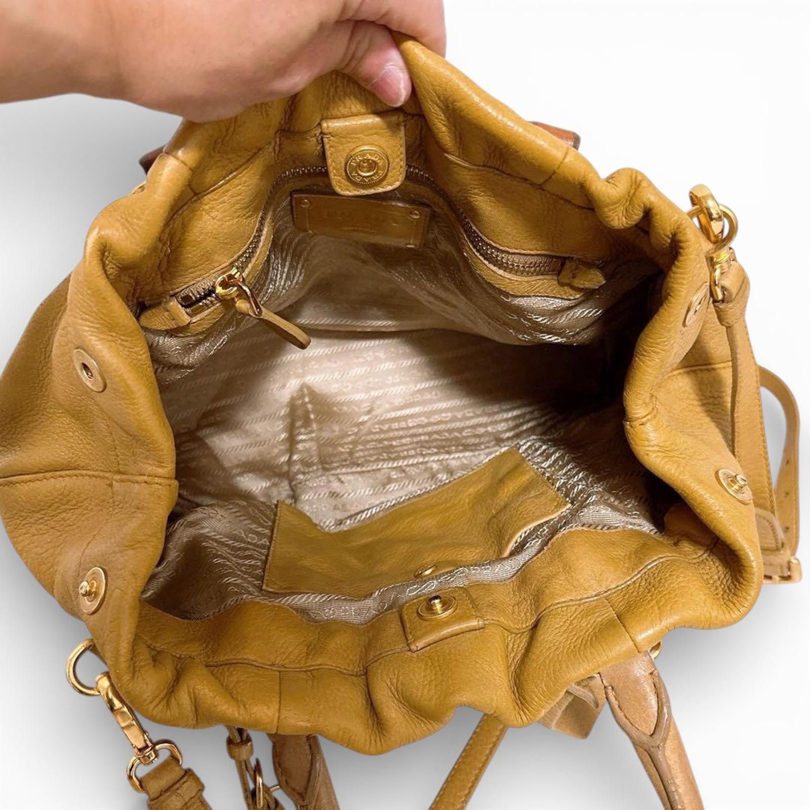 Prada Prada - Brown Leather Handbag Brown Straps Size ONE SIZE - 7 Thumbnail