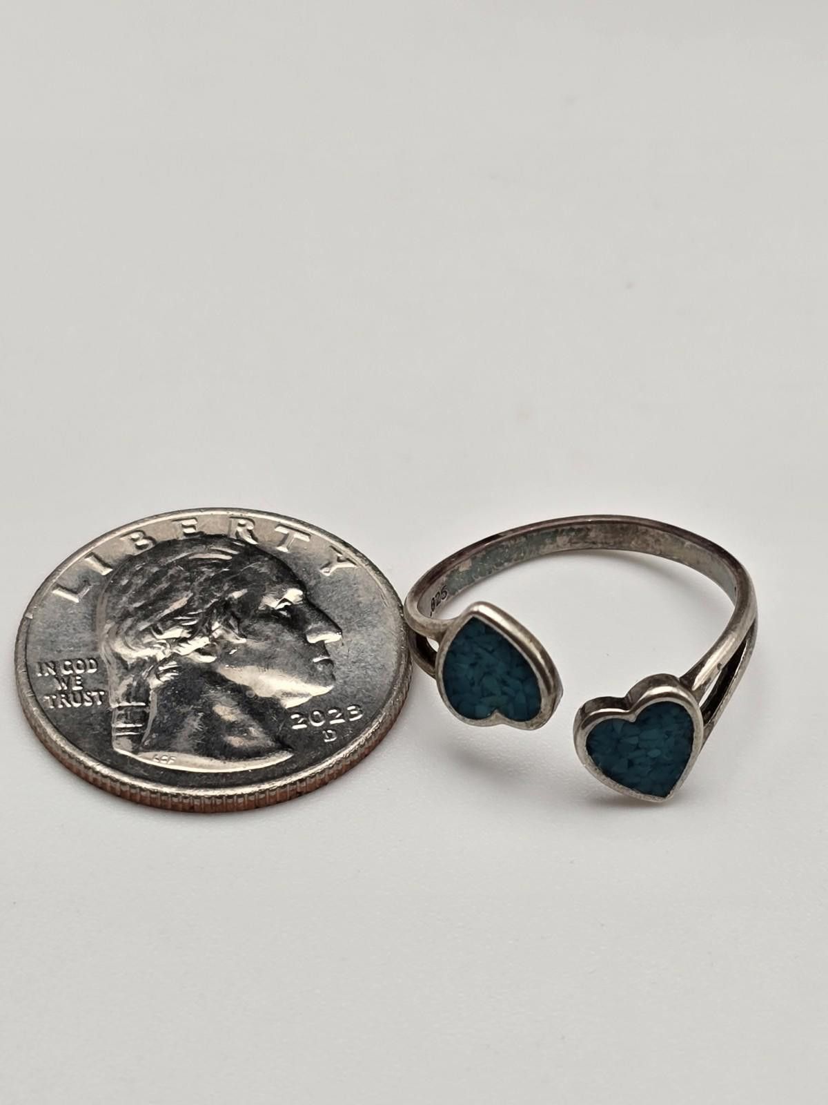 Other Sterling Silver Ring Sz 8 Turquoise Chip Inlay Double Heart Size ONE SIZE - 2 Thumbnail
