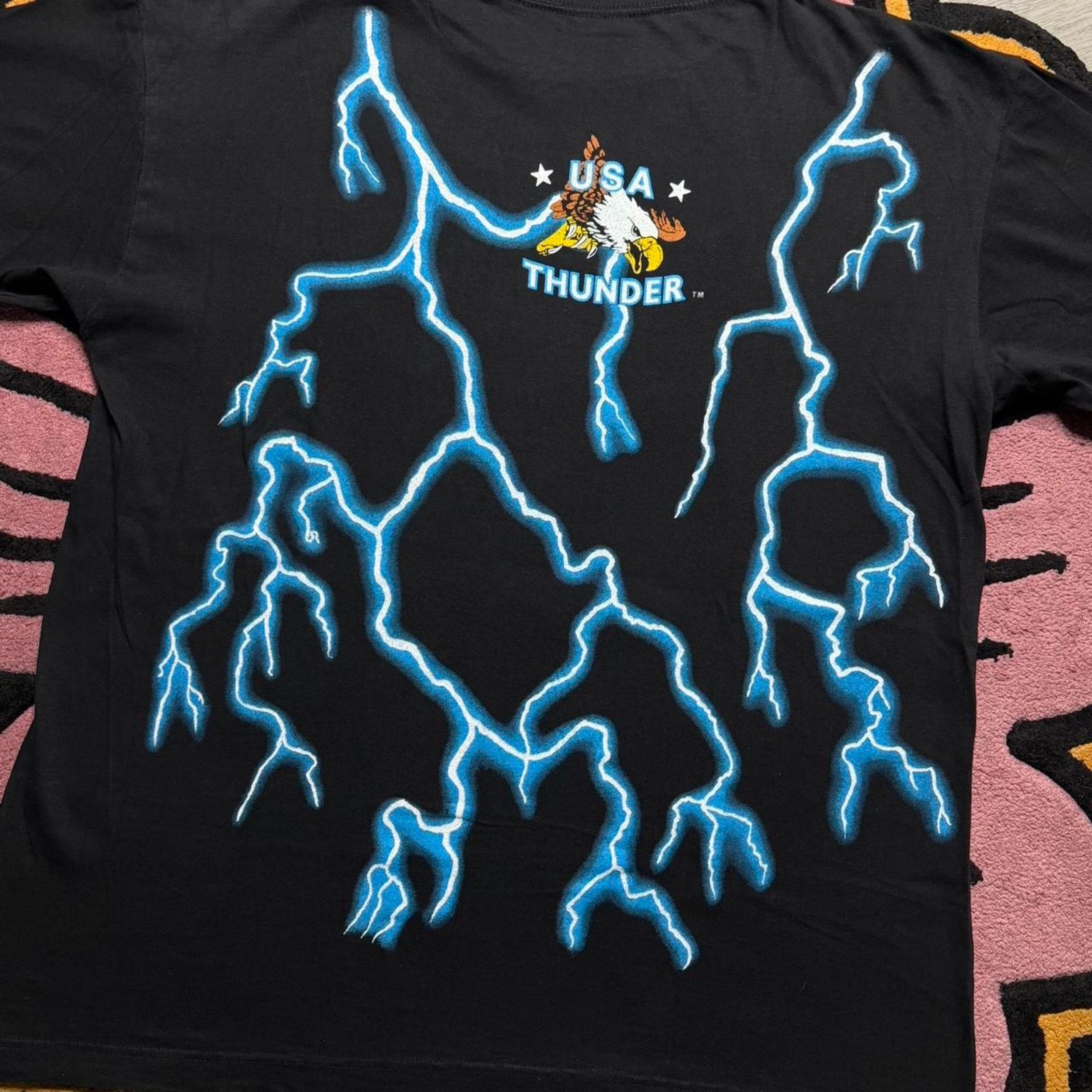 Vintage Vintage 90’s American USA Thunder Wolf Graphic T-shirt XL Size US XL / EU 56 / 4 - 8 Thumbnail